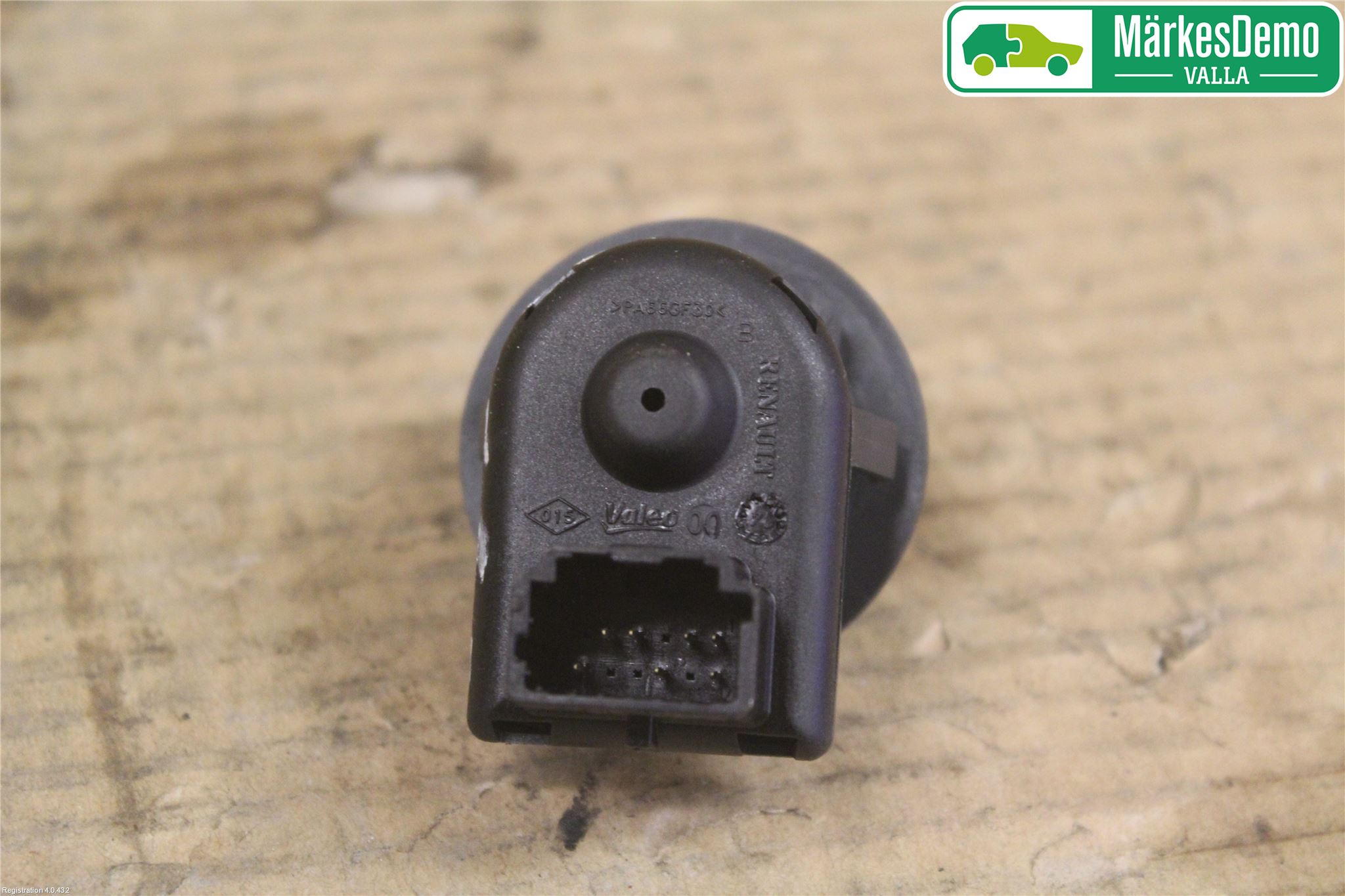 Renault CLIO IV 12-16 Strömställare Spegel