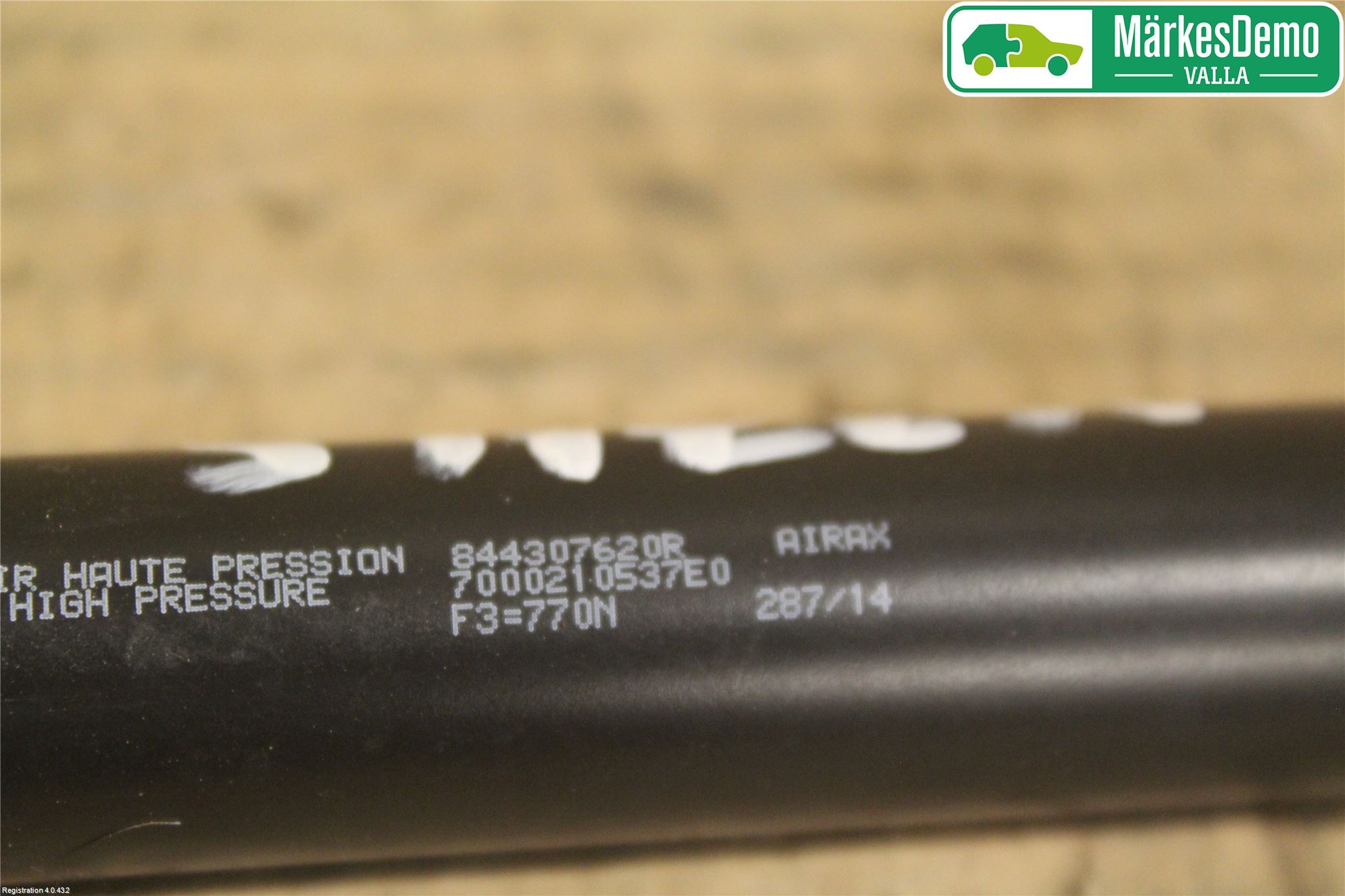 Renault CLIO IV 12-16 Gasfjäder Baklucka