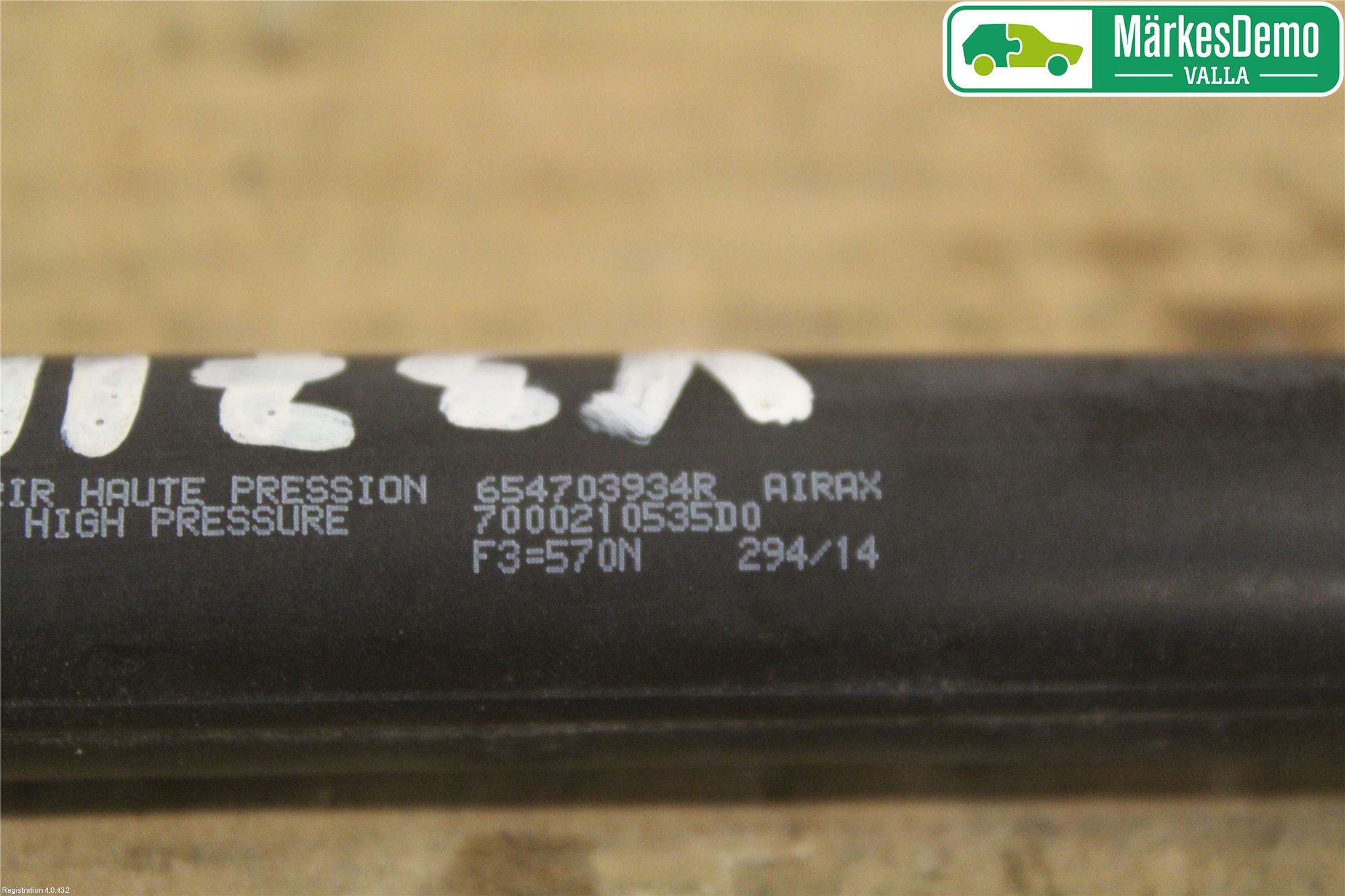 Renault CLIO IV 12-16 Gasfjäder Motorhuv