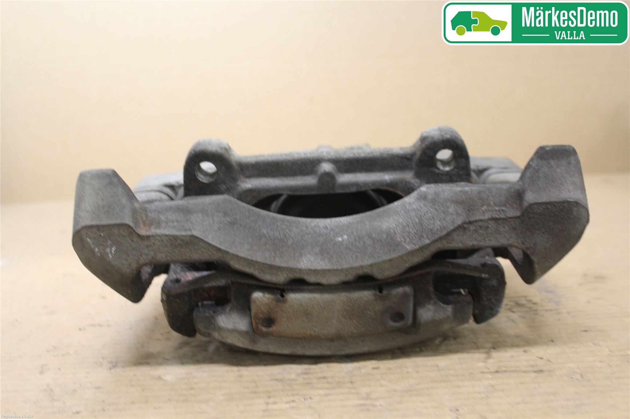 Volvo V60 14-18 Bromsok Fram Höger