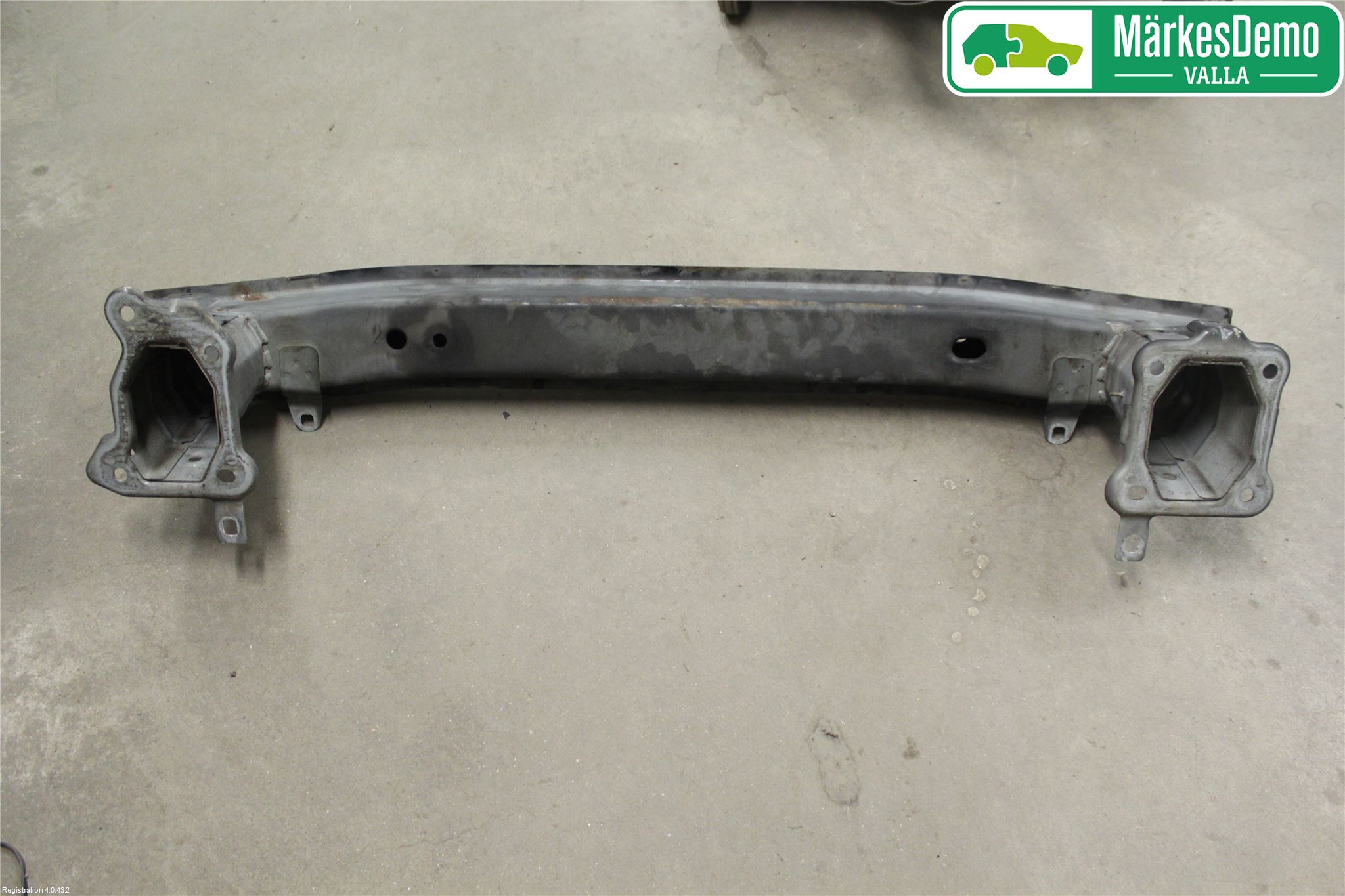 Volvo V50 04-07 Stötfångarbalk Fram