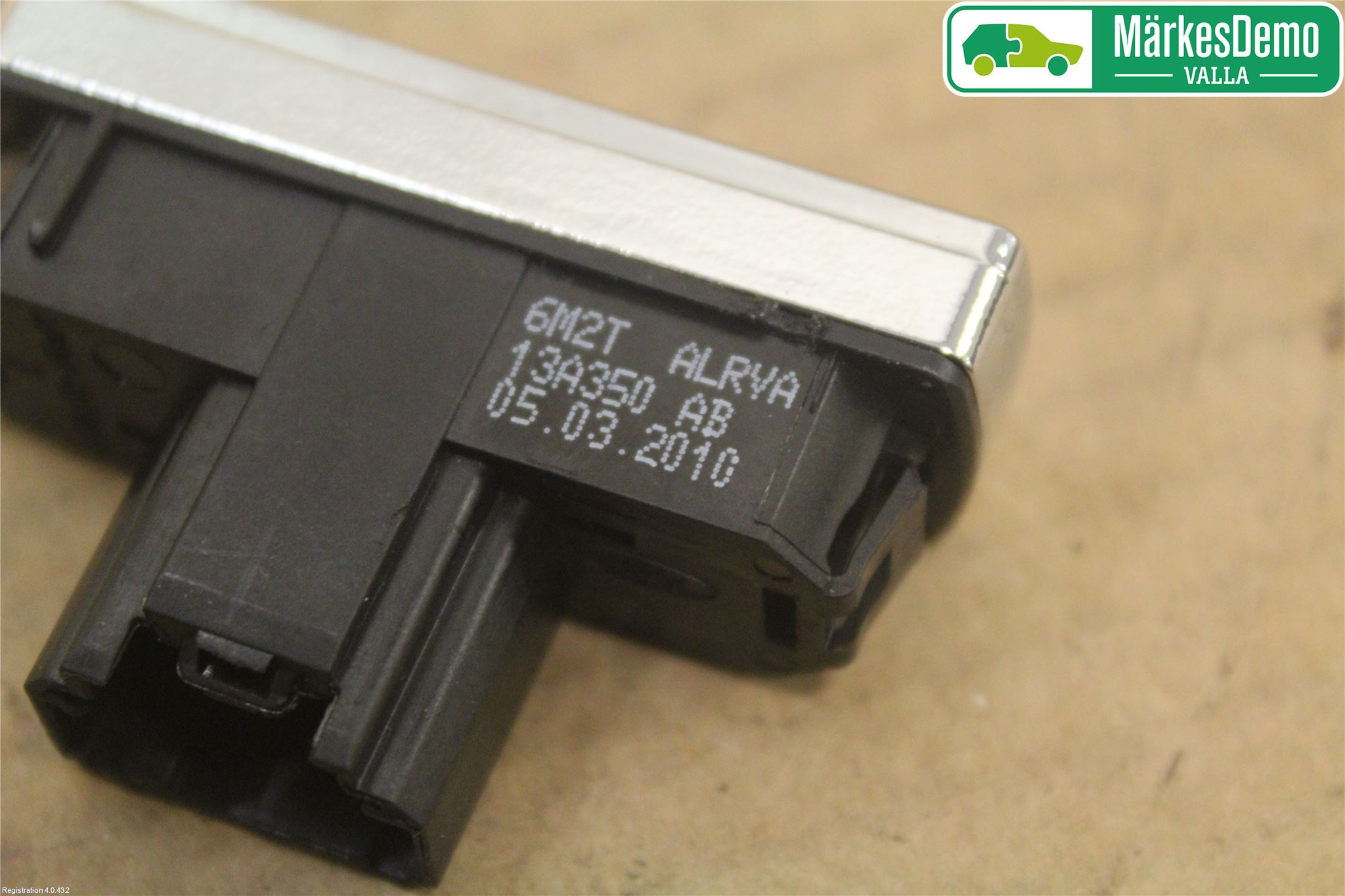 Ford MONDEO 07-15 Strömställare Varnings