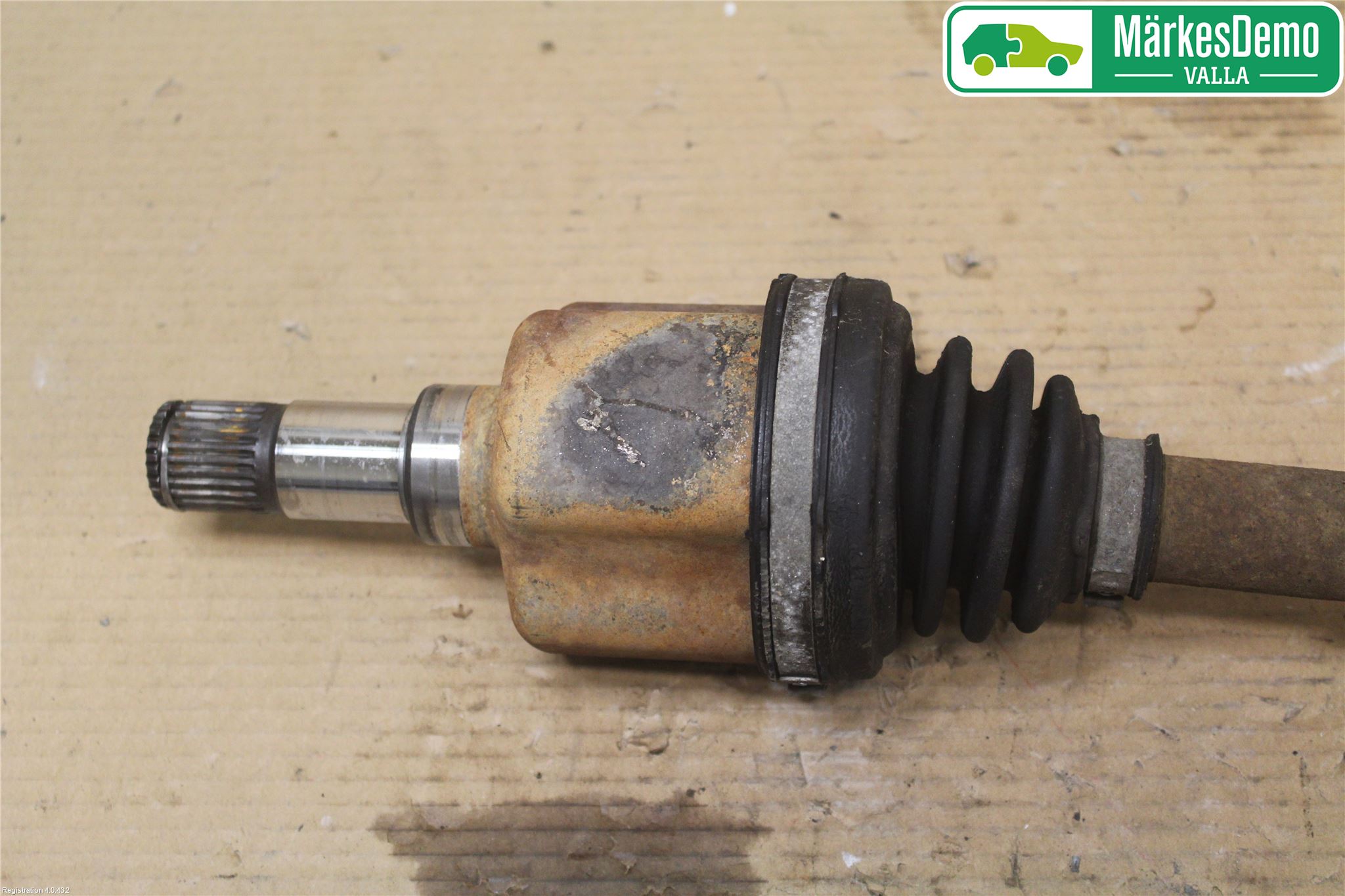 Ford MONDEO 07-15 Drivaxel Fram Vänster