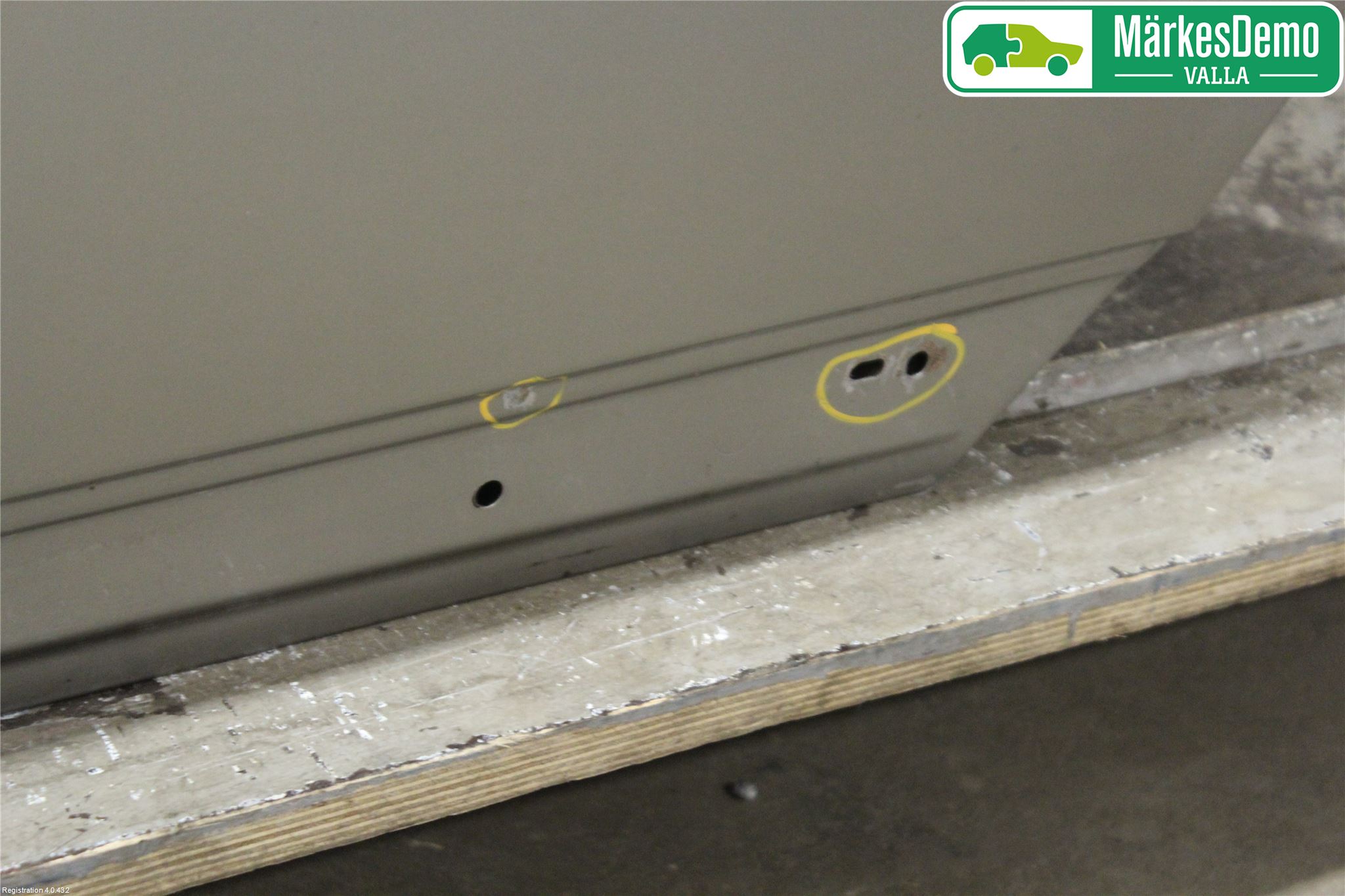 Volvo V70 08-13 Dörr Bak Vänster