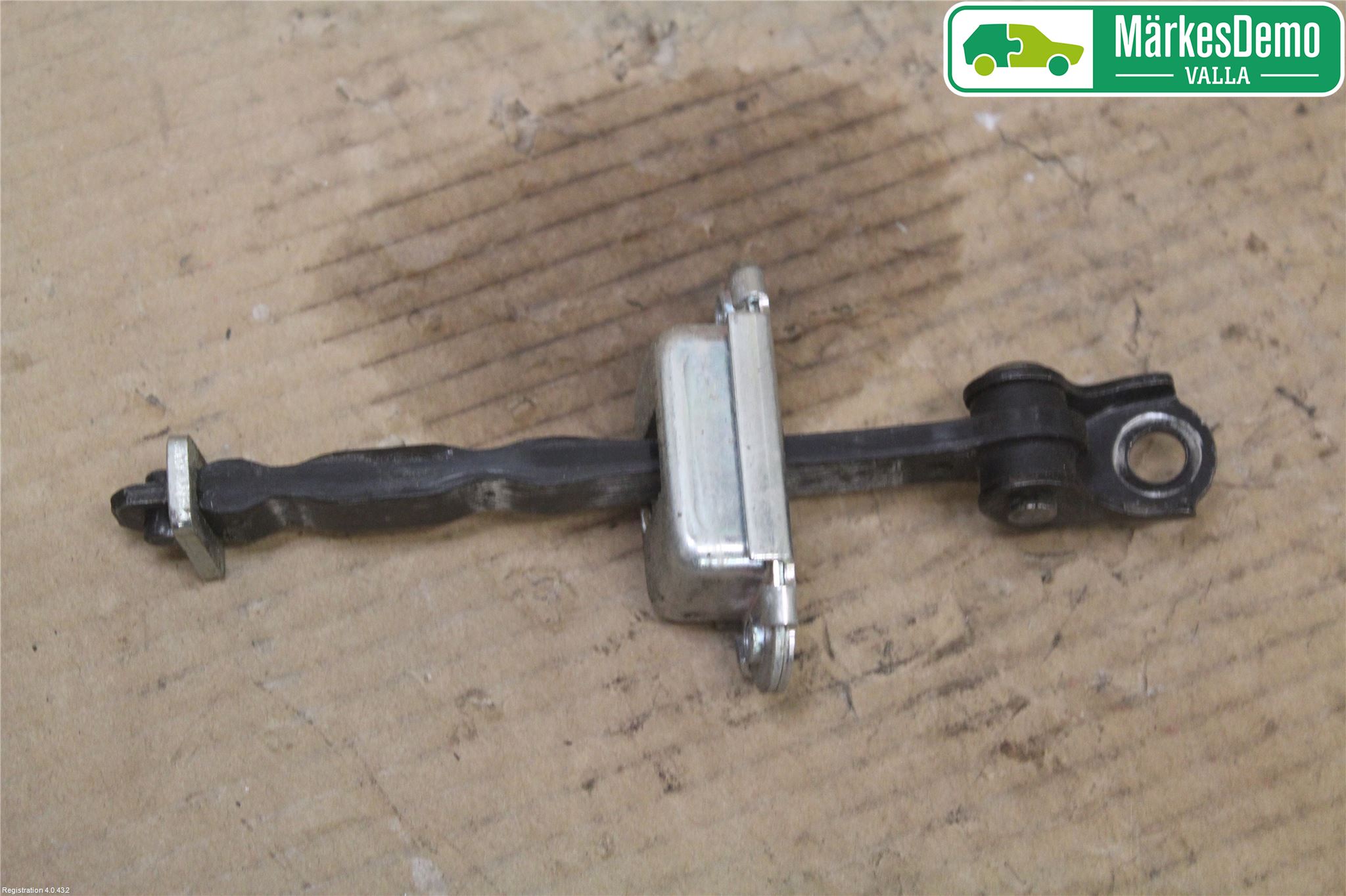 Nissan QASHQAI 10-14 Dörrstopp