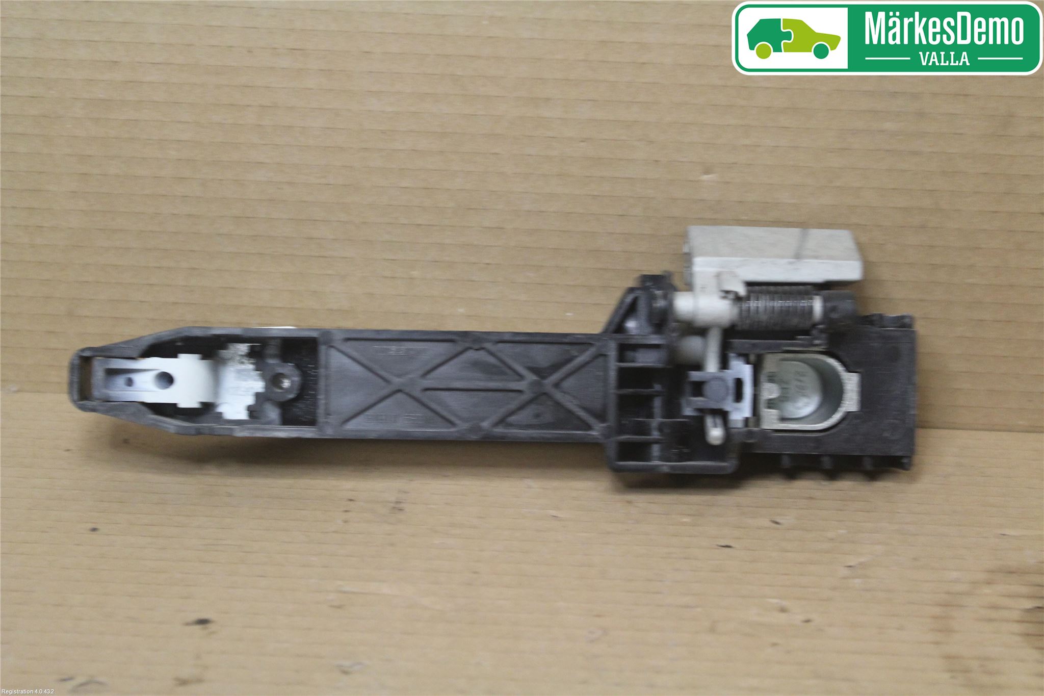 Nissan QASHQAI 10-14 Dörrhandtag Yttre Hö