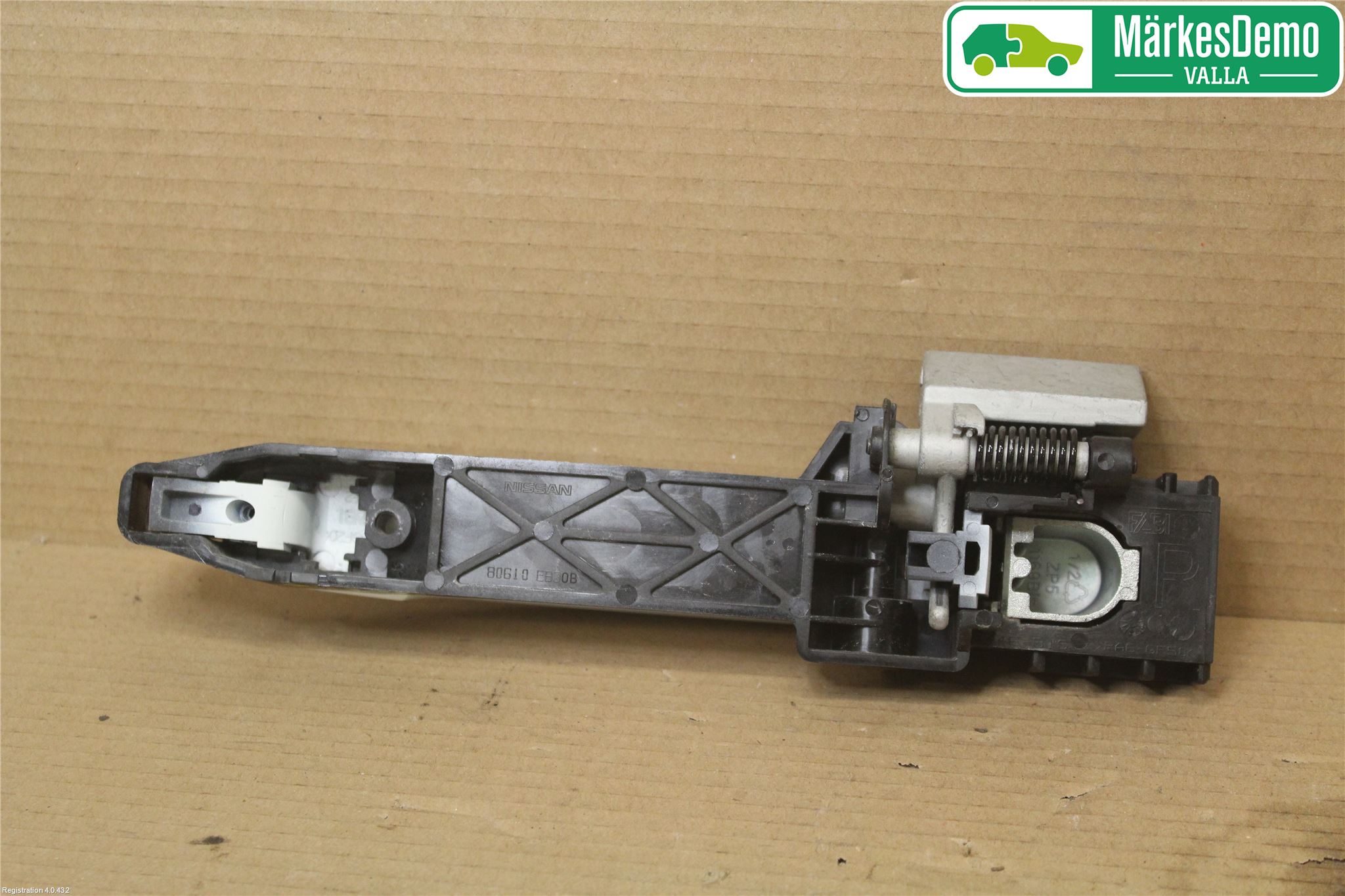 Nissan QASHQAI 10-14 Dörrhandtag Yttre Hö