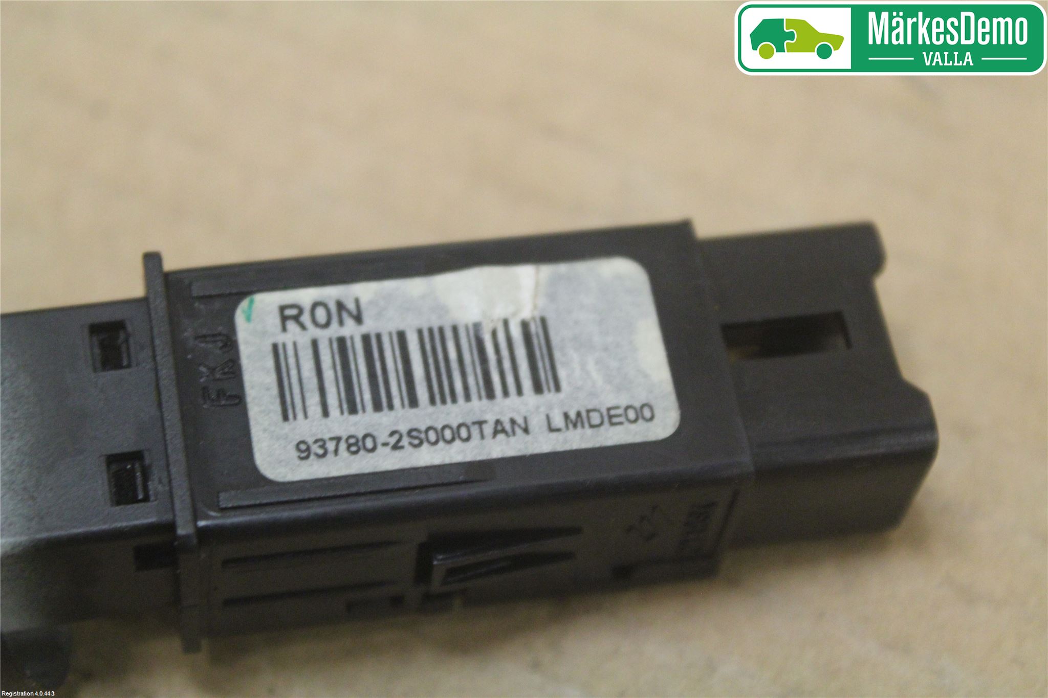 Hyundai ix35 Strömställare Elruta