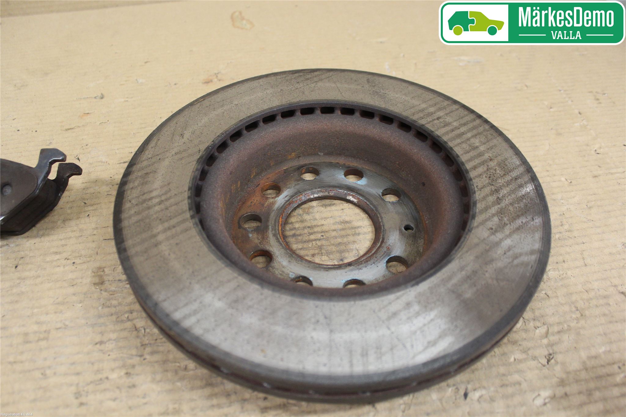 Volkswagen VW GOLF V 04-09 Bromsskiva Fram