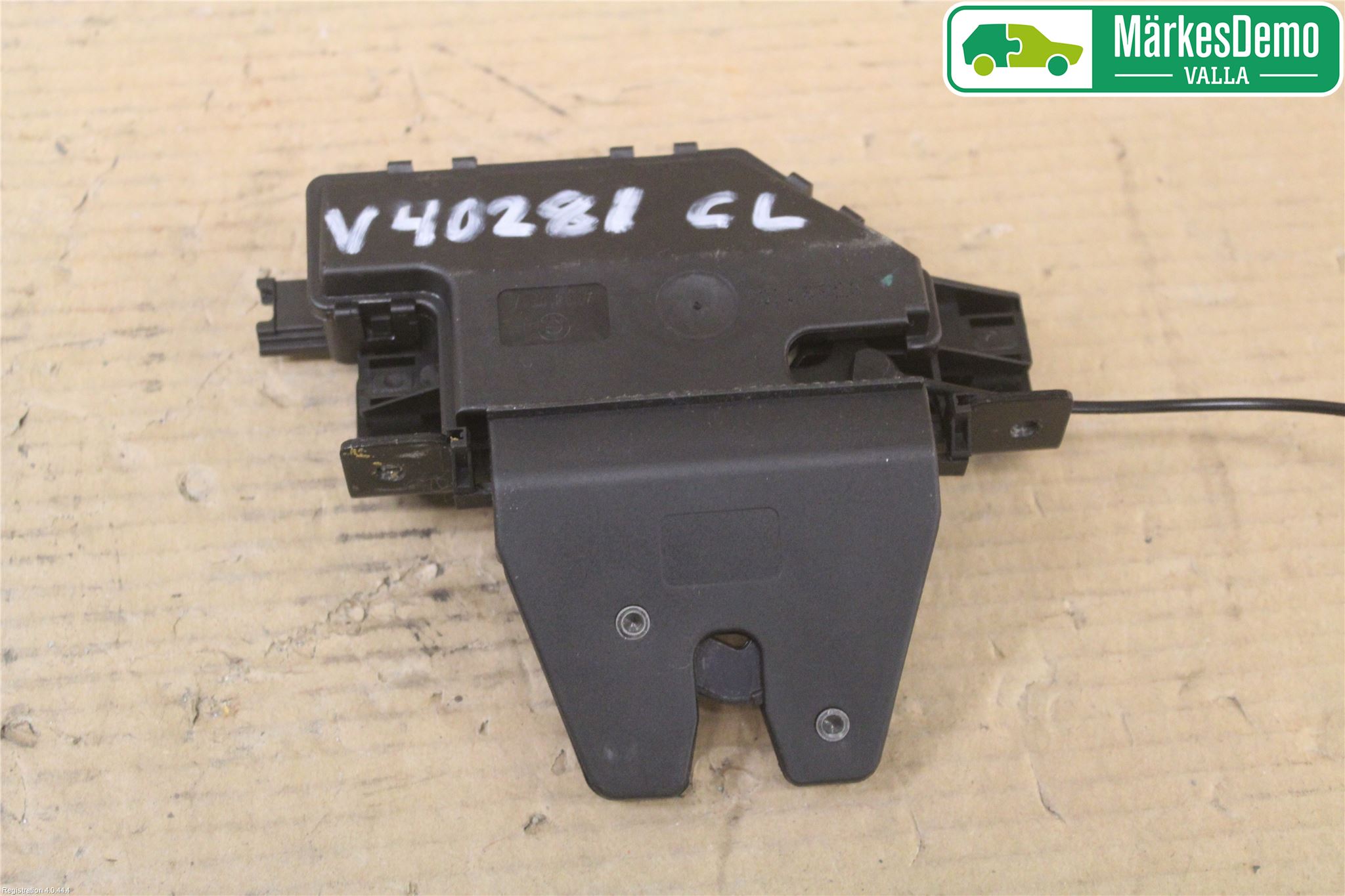 BMW 1 E87/81 5D/3D 03-11 Låskista Baklucka