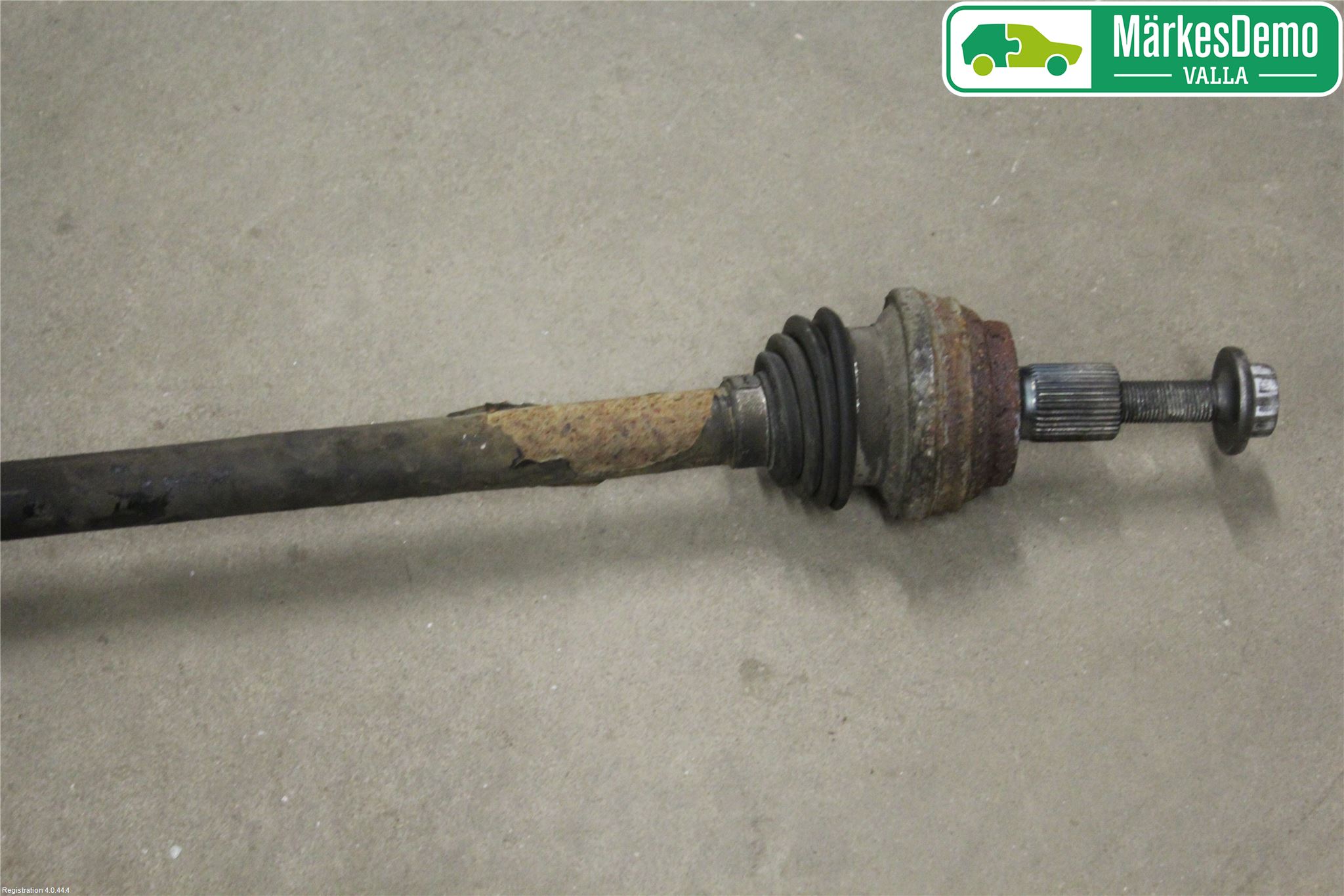 Volkswagen VW TIGUAN 07-16 Drivaxel Bak Höger
