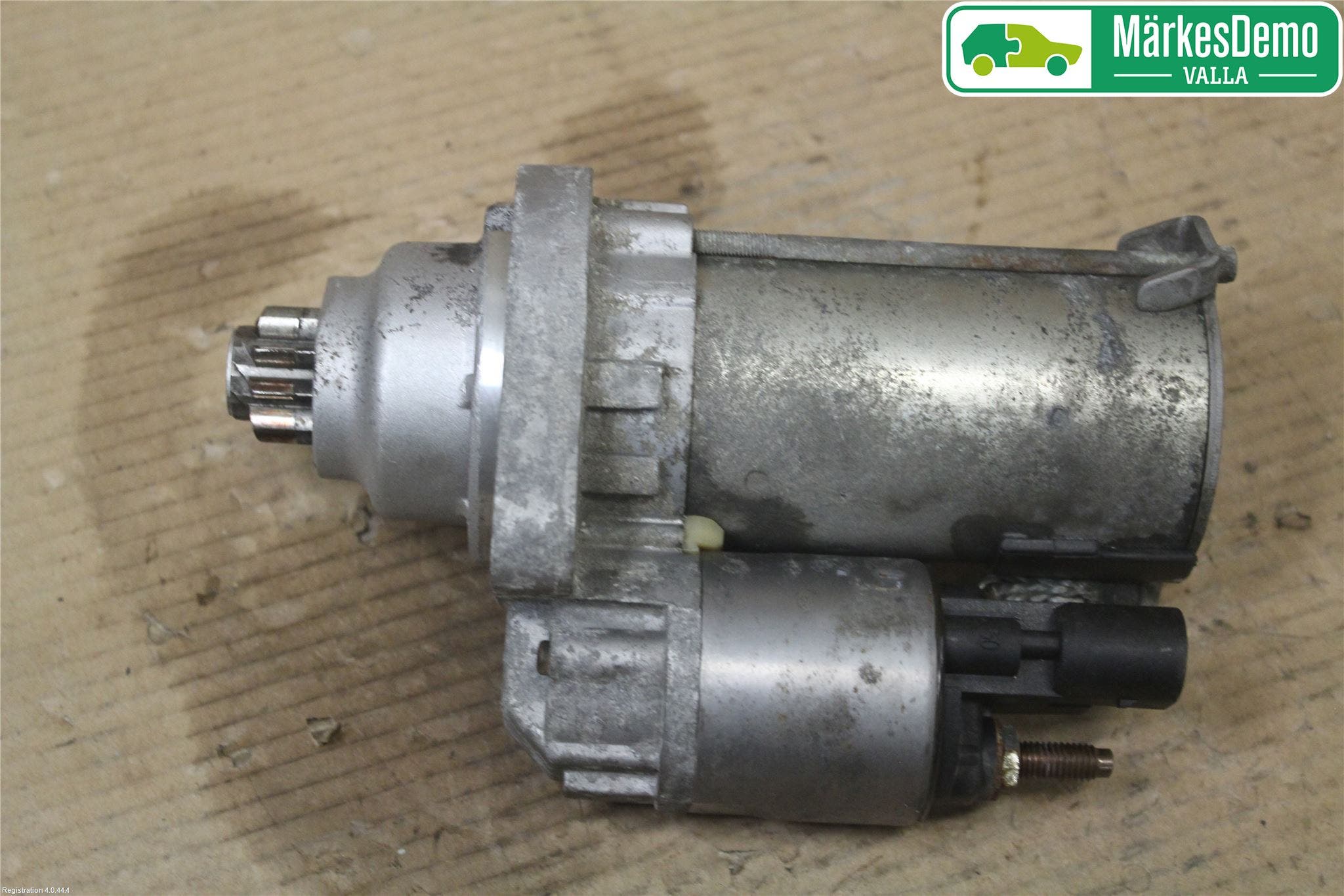 Volkswagen VW GOLF V 04-09 Startmotor