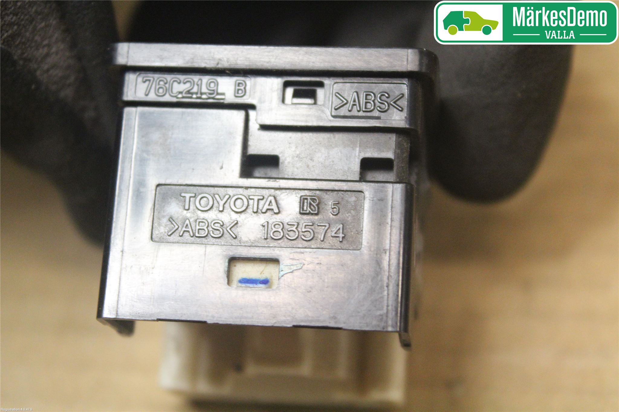 Toyota HILUX 05-16 Strömställare Spegel