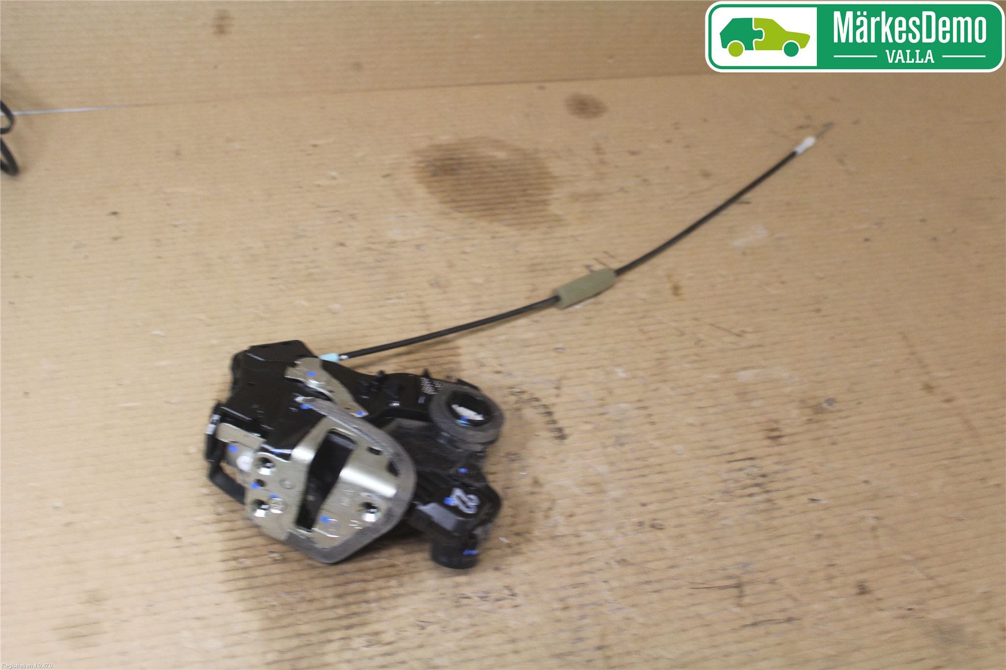 Toyota HILUX 05-16 Låskista-Dörrlås