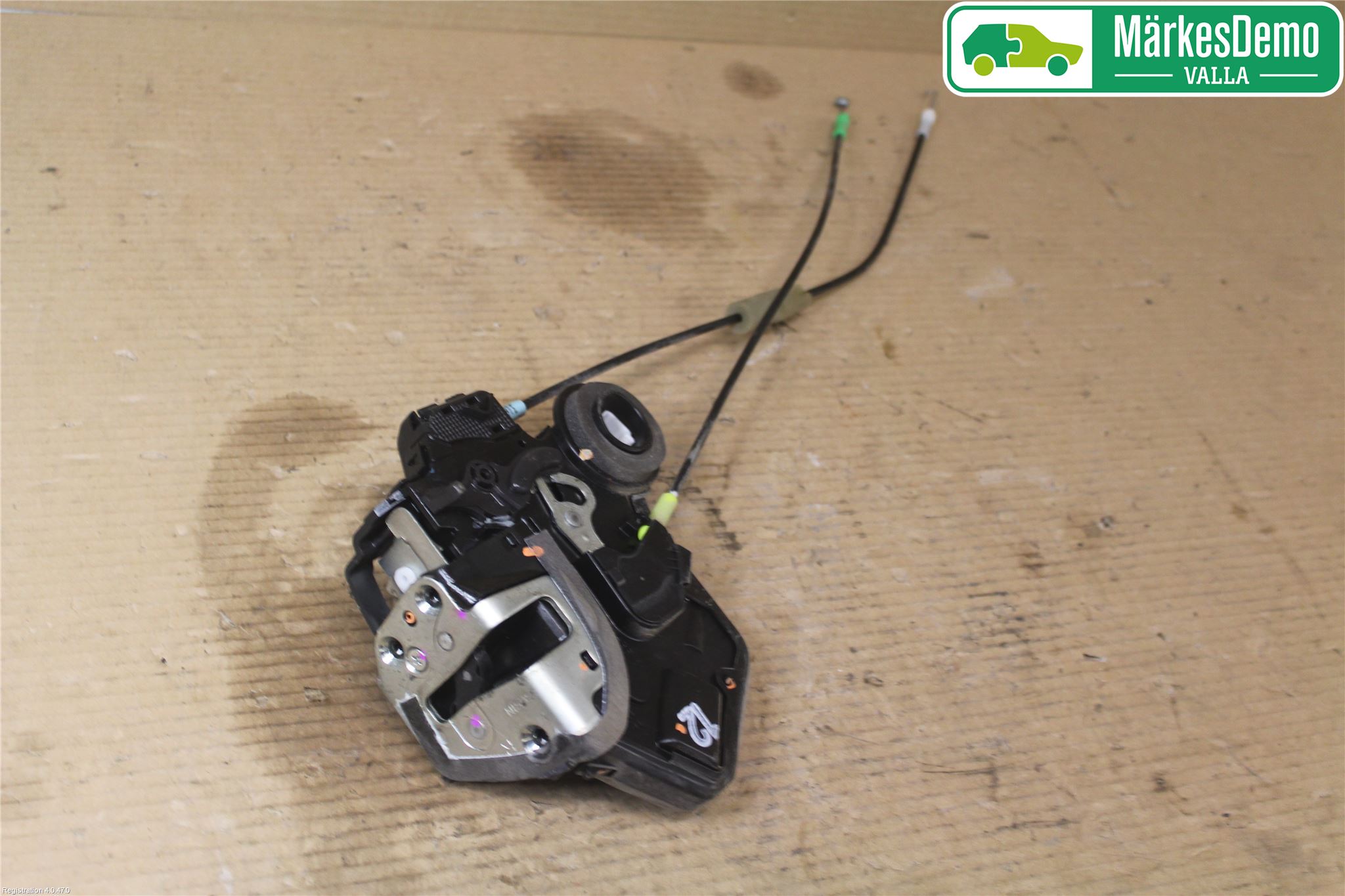 Toyota HILUX 05-16 Låskista-Dörrlås