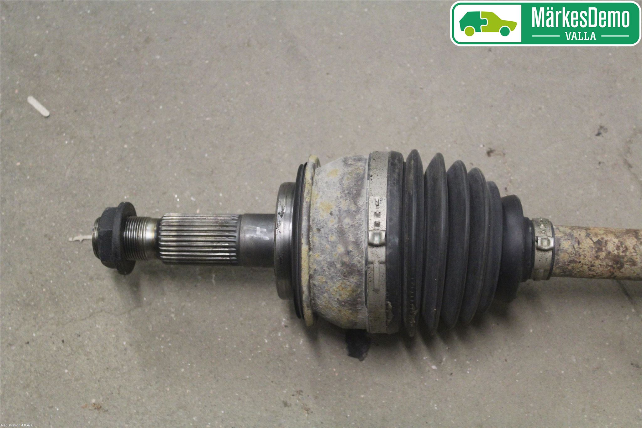 Toyota HILUX 05-16 Drivaxel Fram Höger