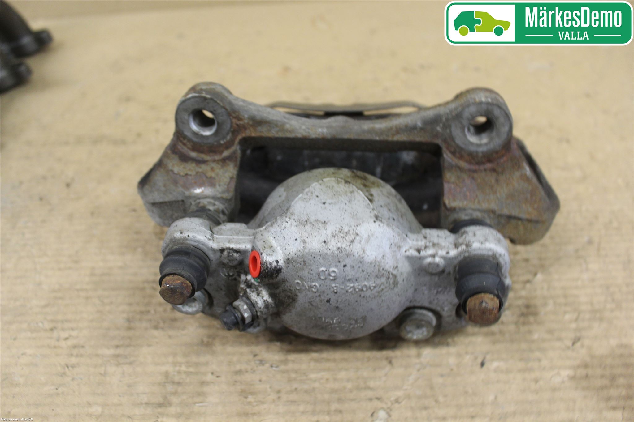 Audi Q5 09-16 Bromsok Fram Vänster