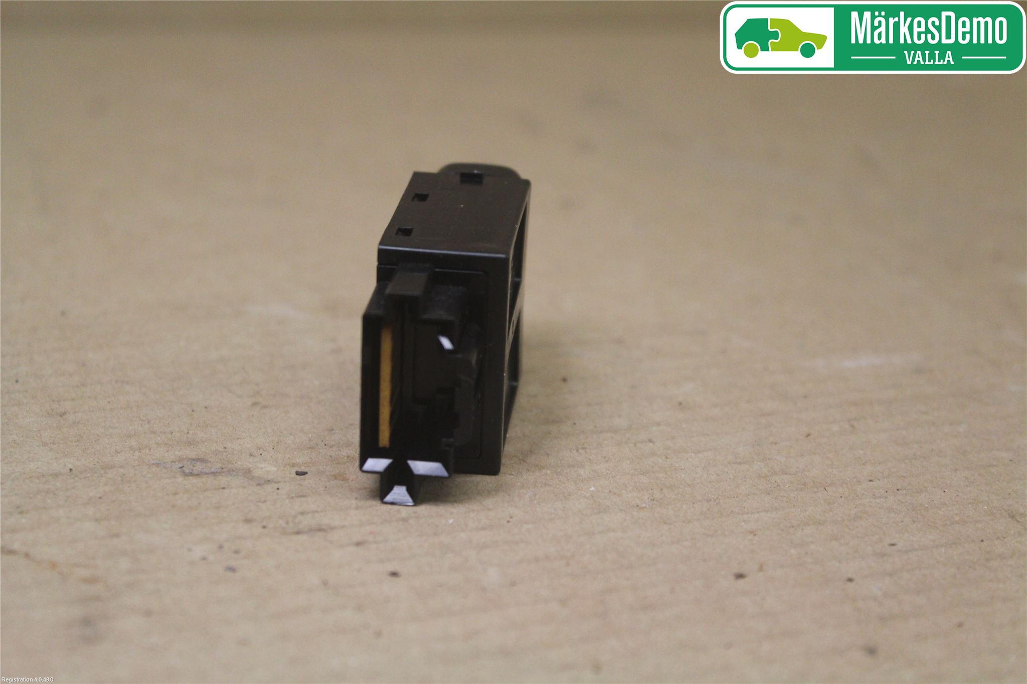 Mitsubishi OUTLANDER 07-12 Strömställare Övrigt