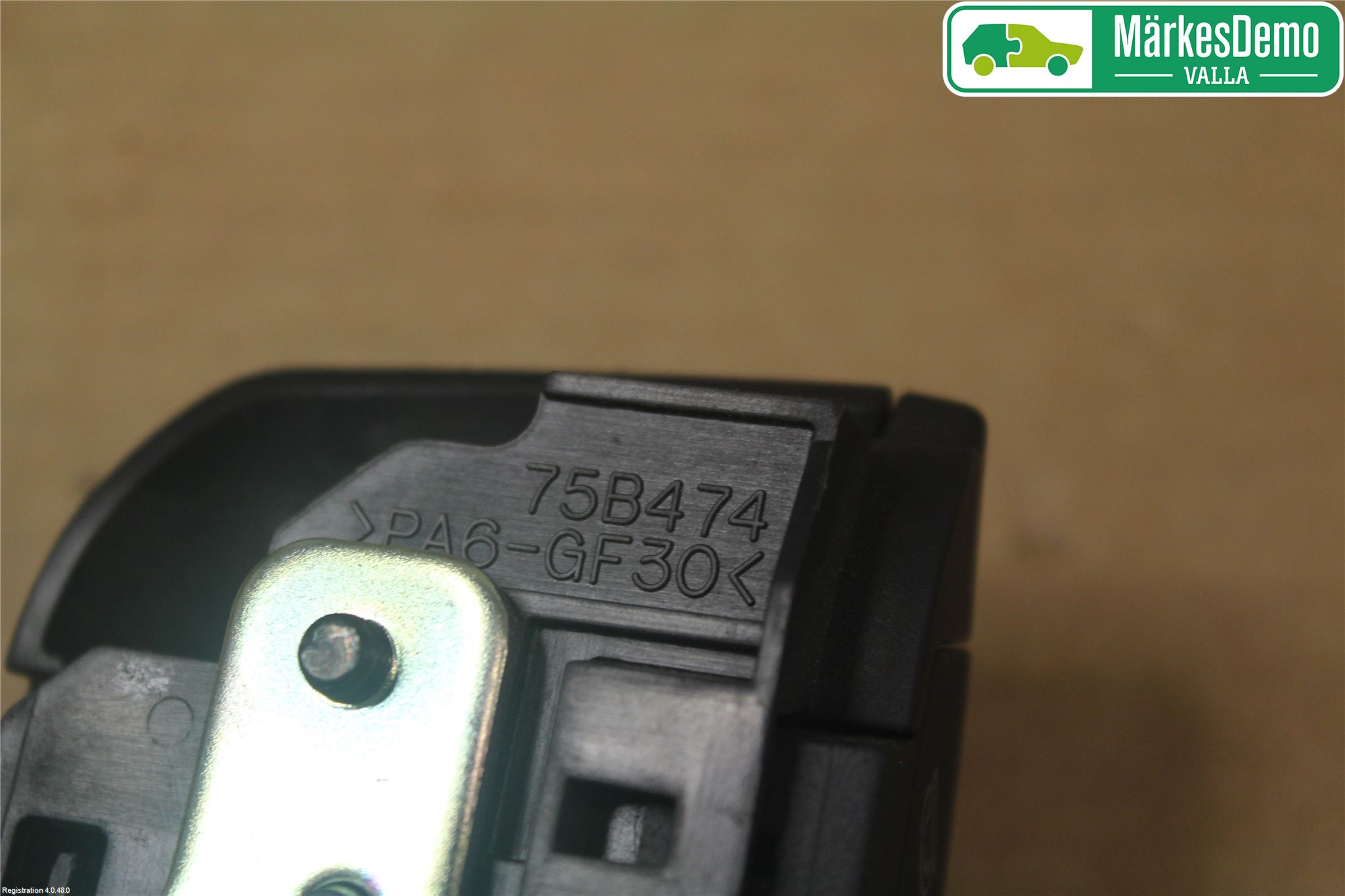 Mitsubishi OUTLANDER 07-12 Spak-Rattreglage Radio