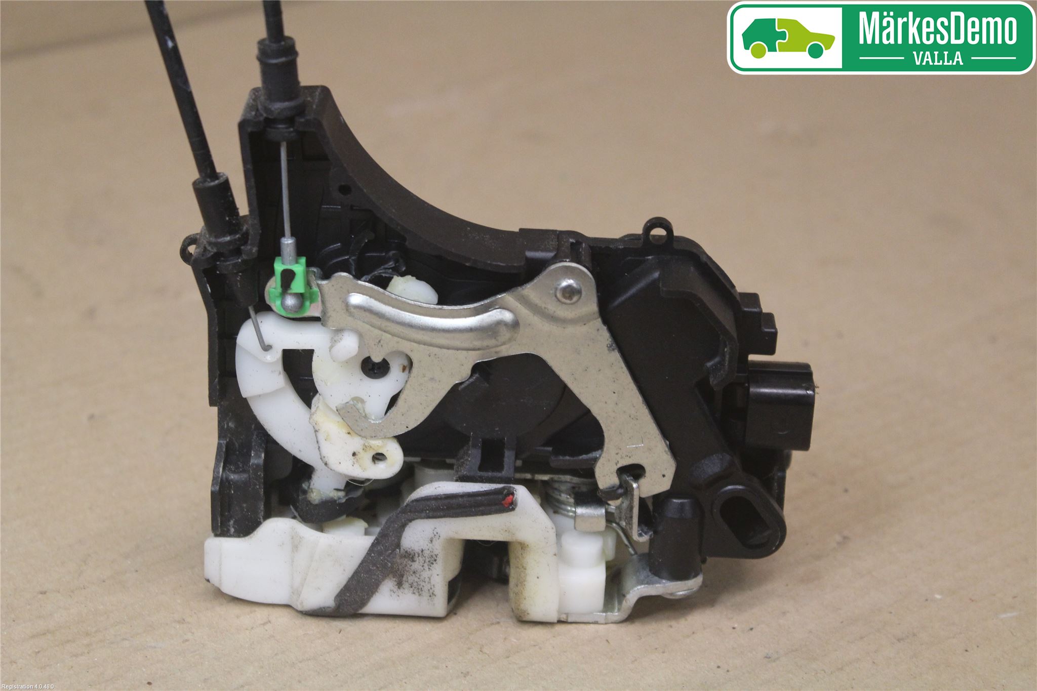 Mitsubishi OUTLANDER 07-12 Låskista-Dörrlås