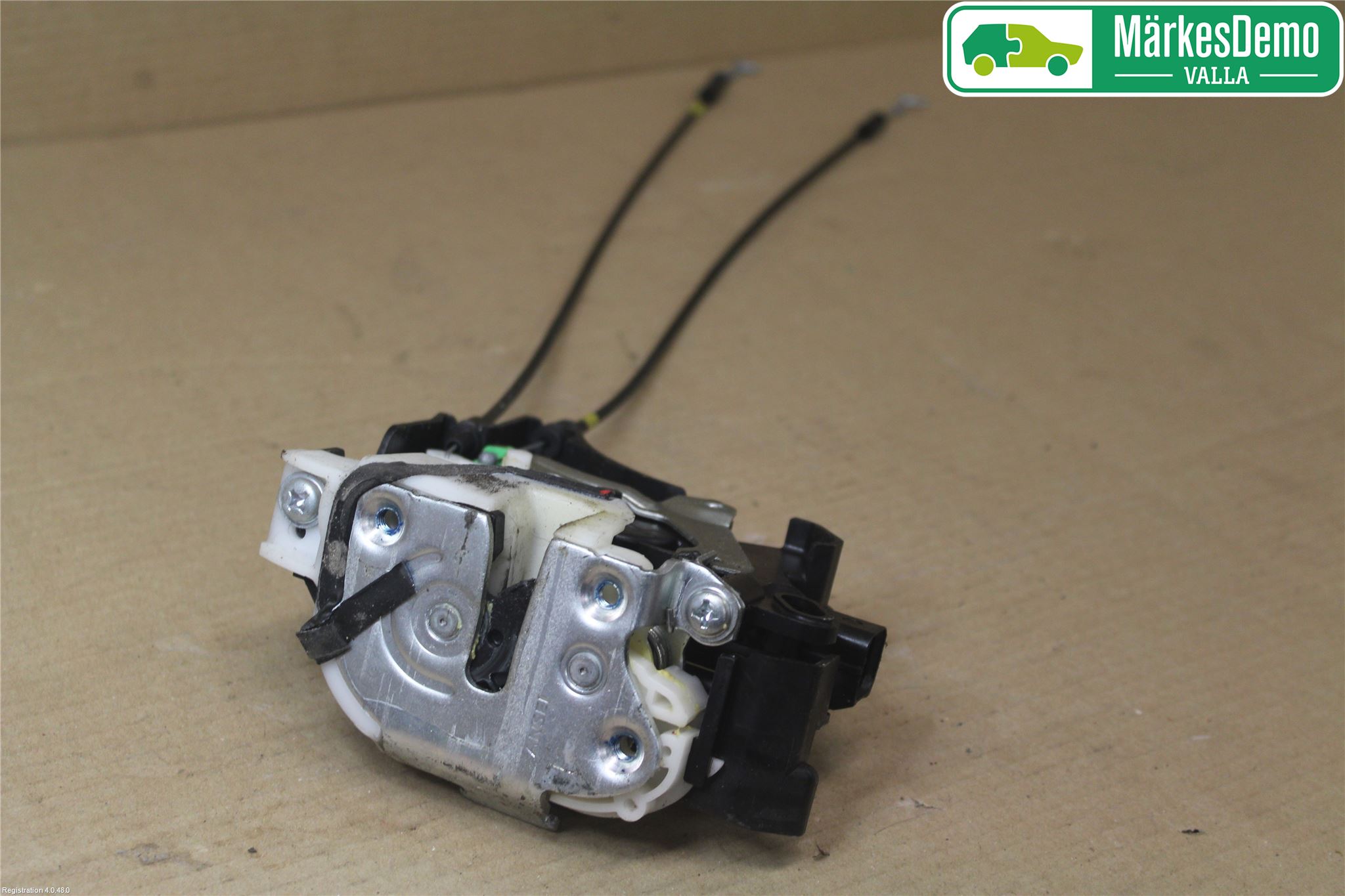 Mitsubishi OUTLANDER 07-12 Låskista-Dörrlås