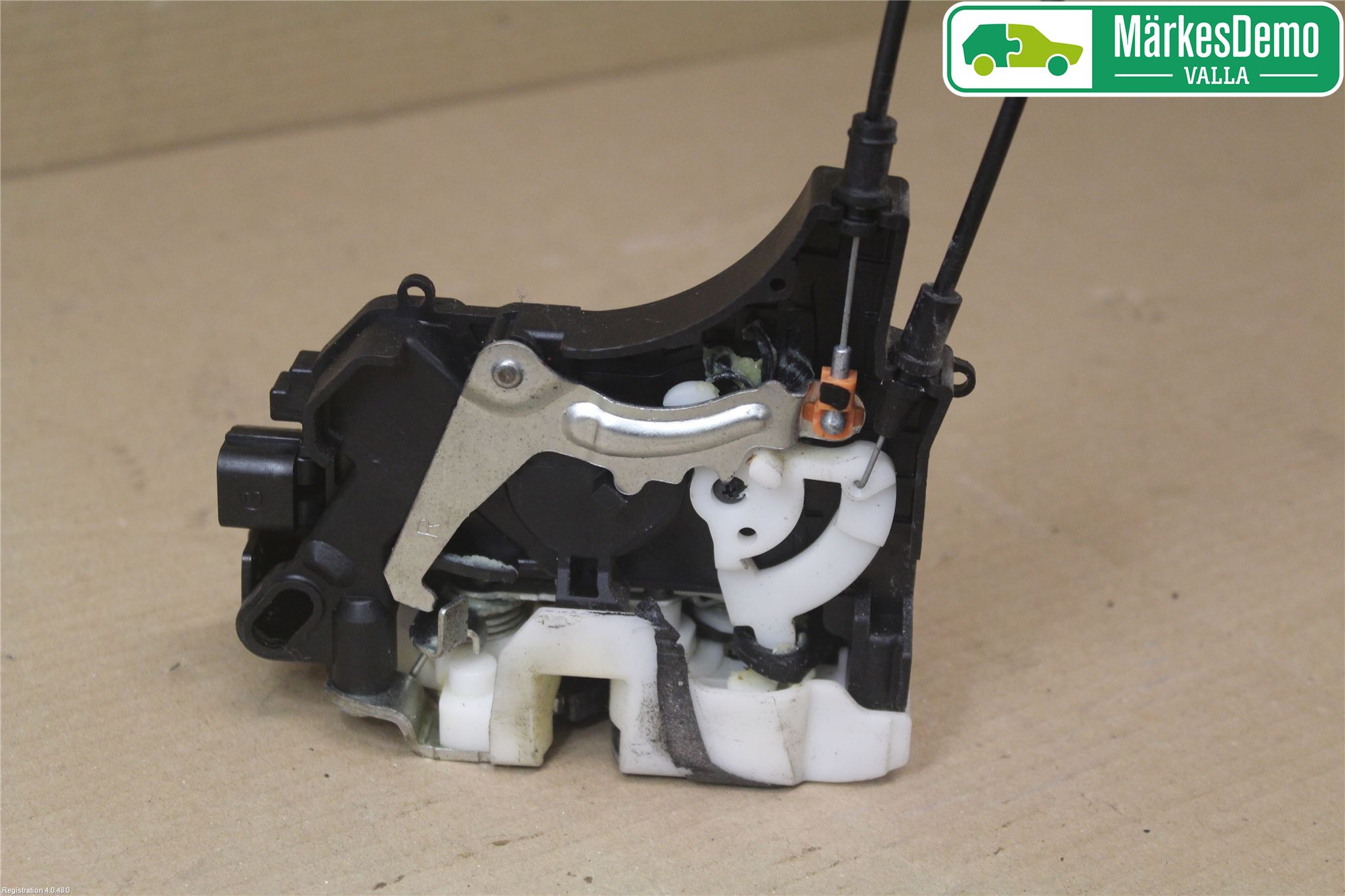 Mitsubishi OUTLANDER 07-12 Låskista-Dörrlås