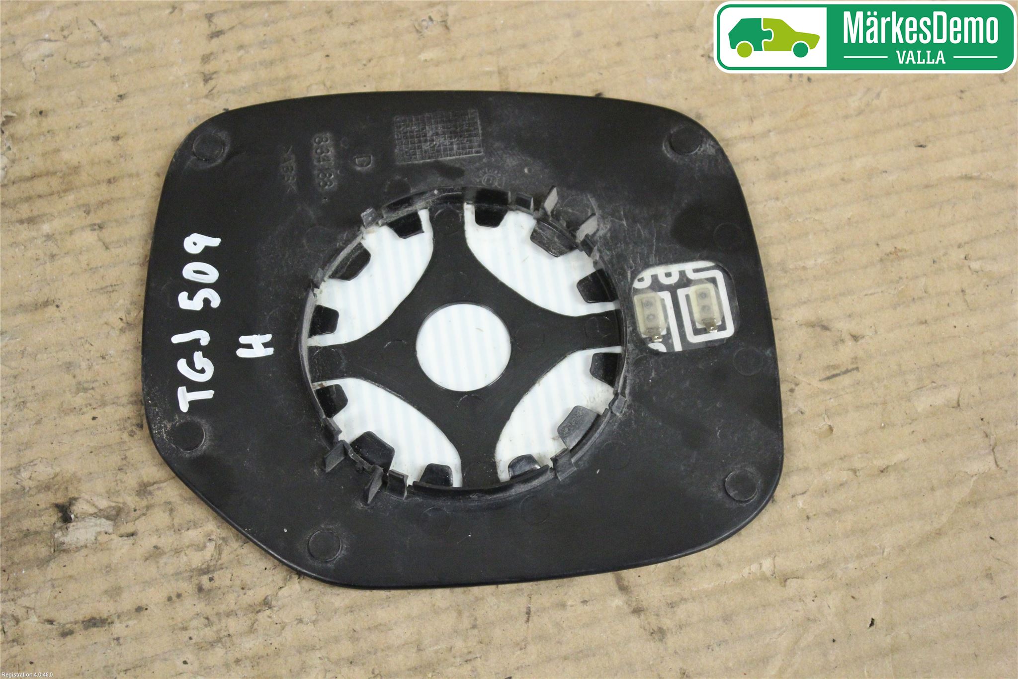 Peugeot PARTNER  -02 Spegelglas Hö