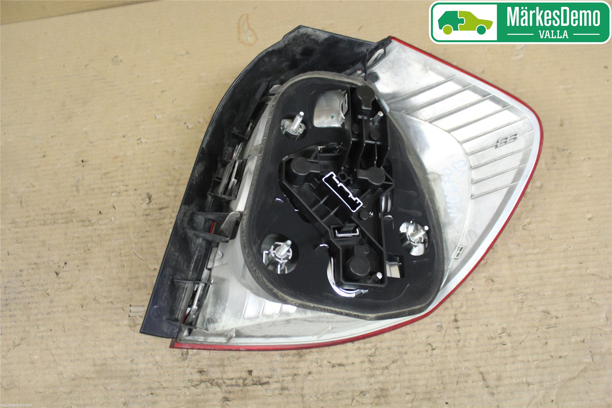 BMW 1 E87/81 5D/3D 03-11 Bakljus Vänster