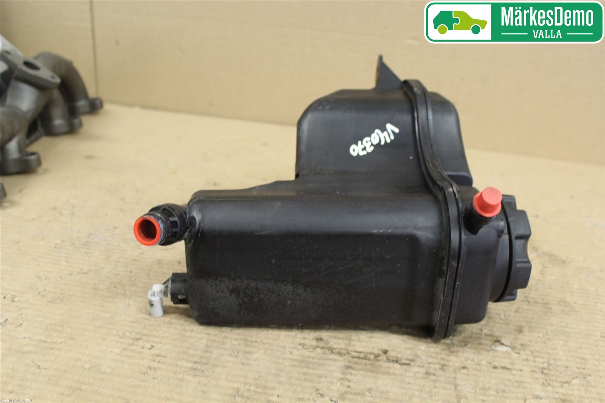 BMW 1 E87/81 5D/3D 03-11 Expansionstank