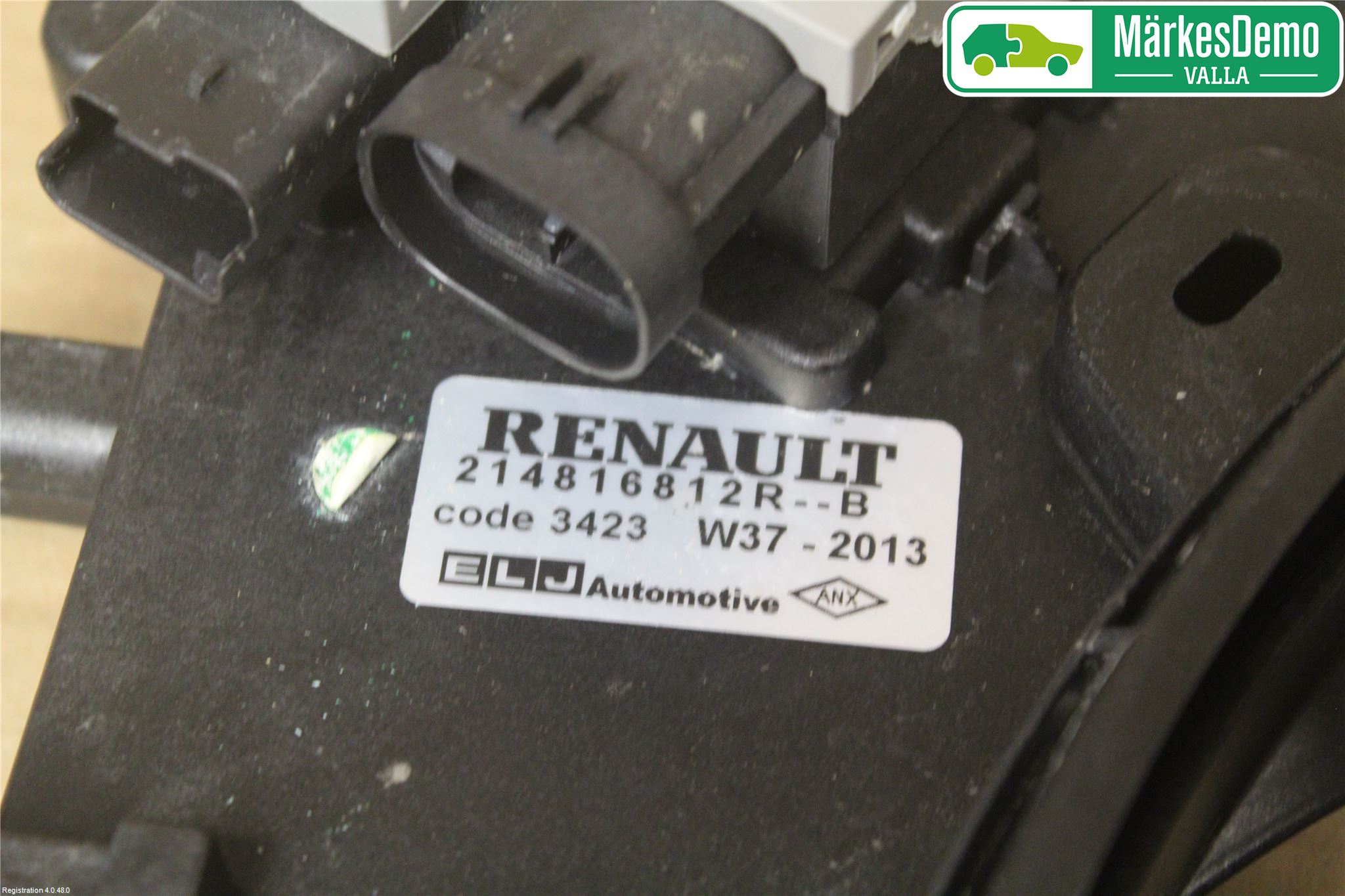 Renault CLIO IV 12-16 Kylfläkt El