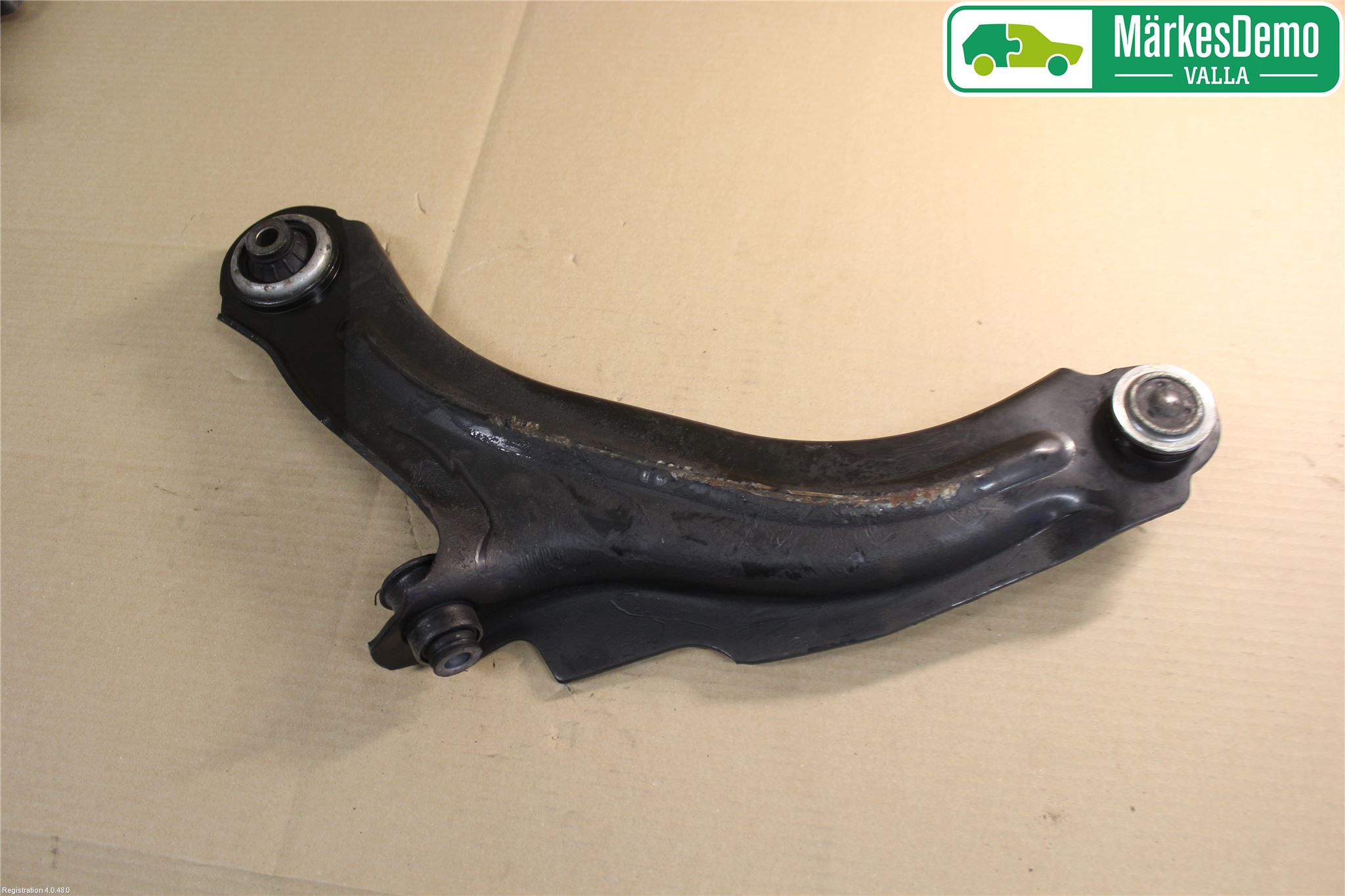 Renault CLIO IV 12-16 Bärarm Fram Undre Hö