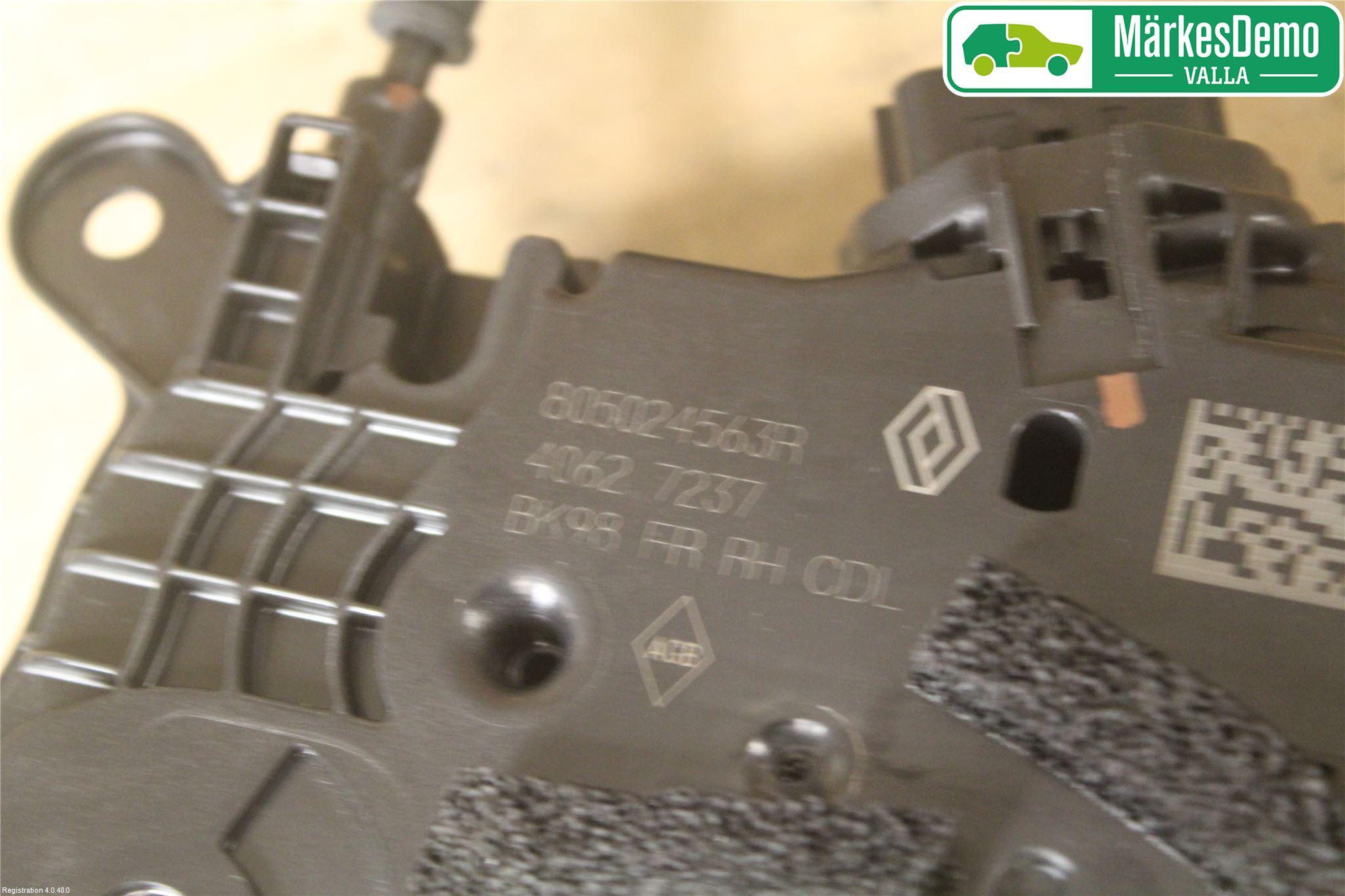 Renault CLIO IV 12-16 Låskista-Dörrlås