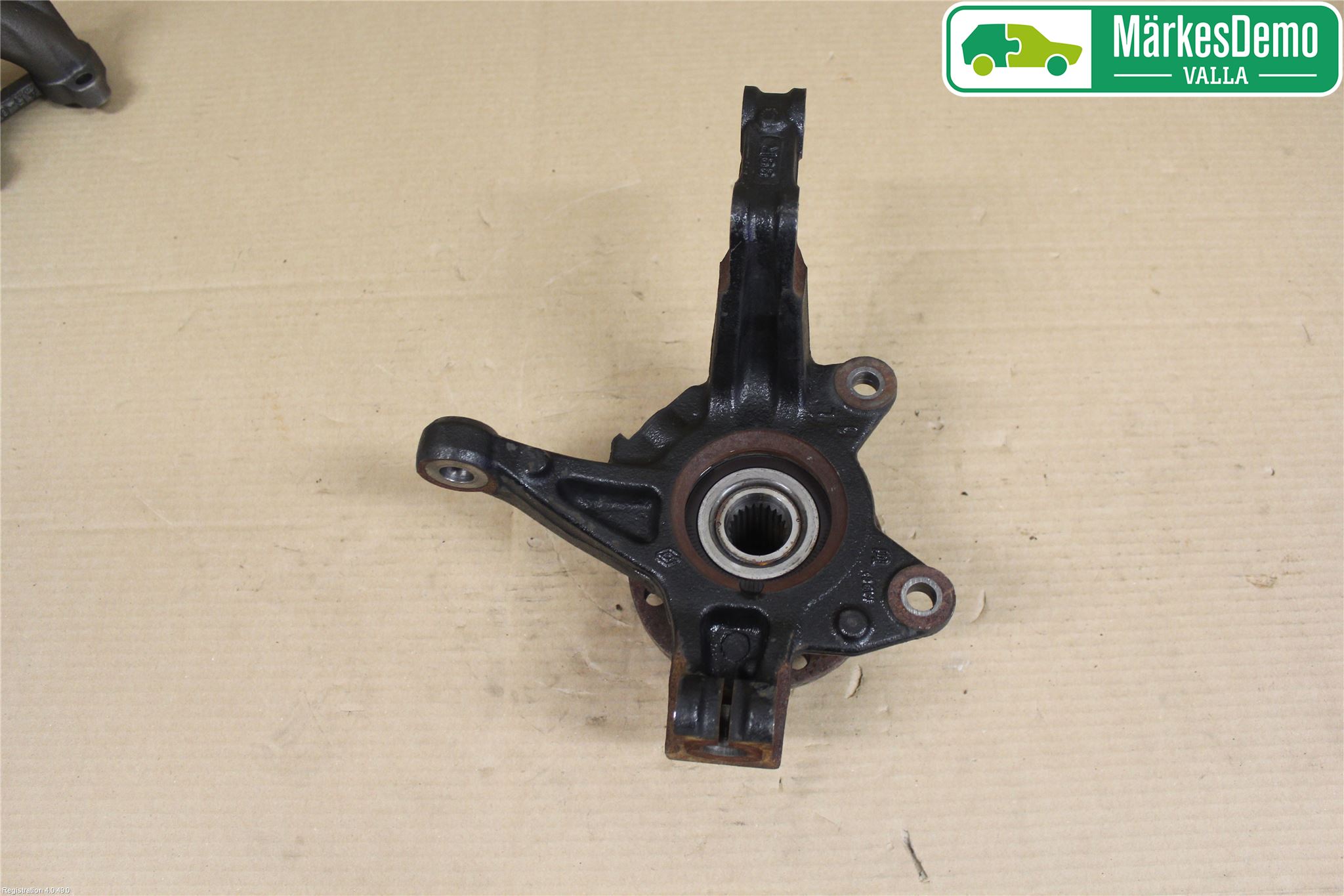 Renault CLIO IV 12-16 Styrspindel Lagerhus Vä