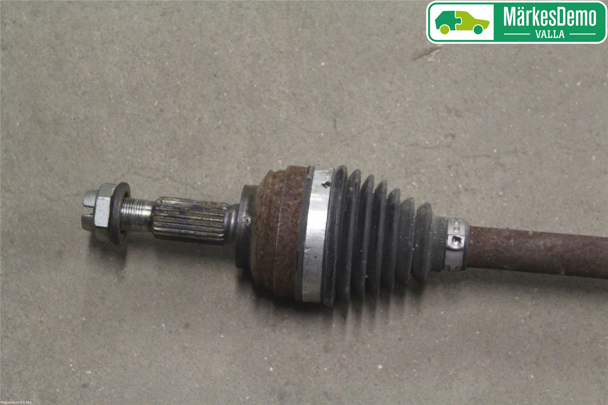 Renault CLIO IV 12-16 Drivaxel Fram Vänster