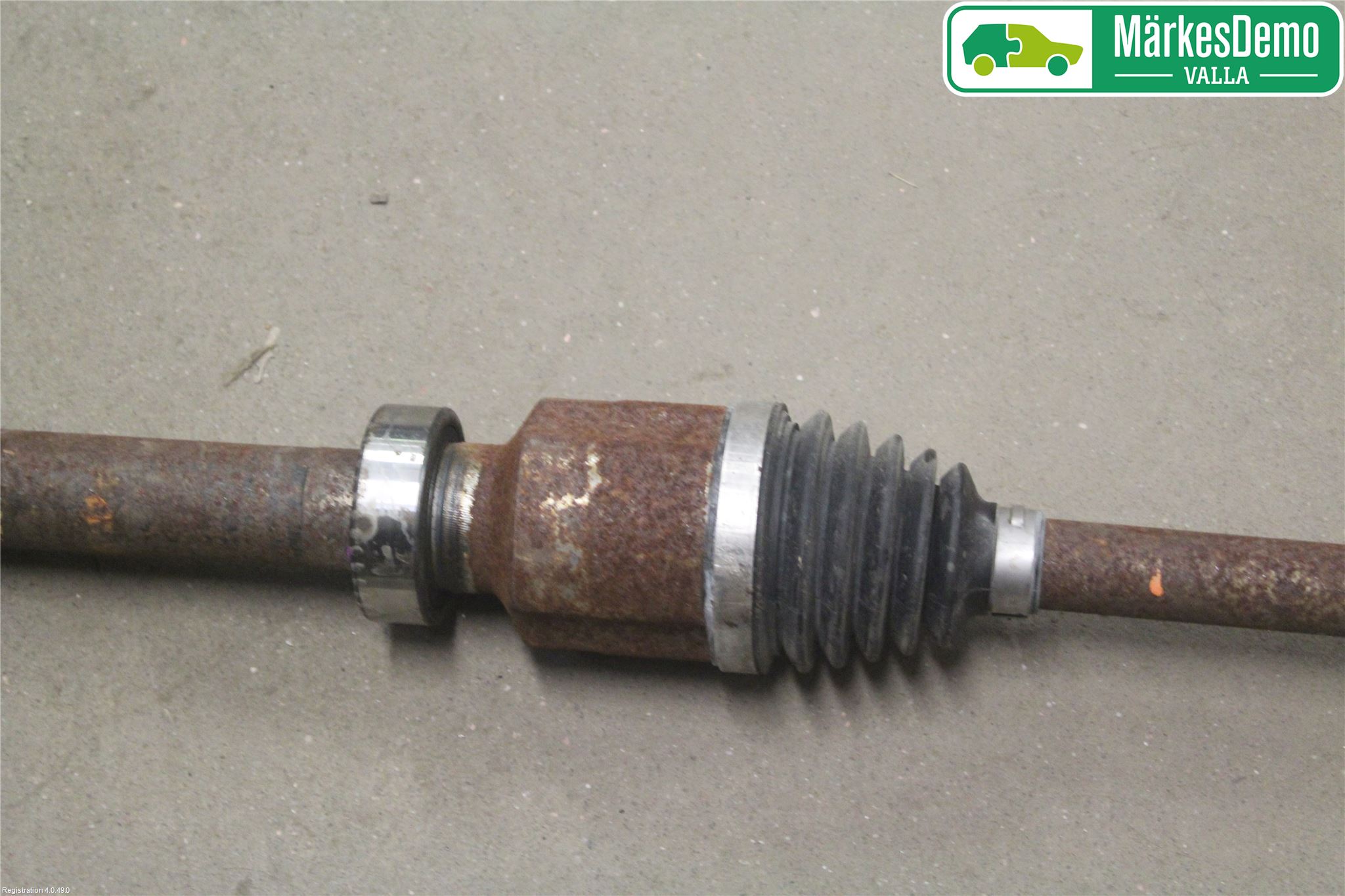 Renault CLIO IV 12-16 Drivaxel Fram Höger