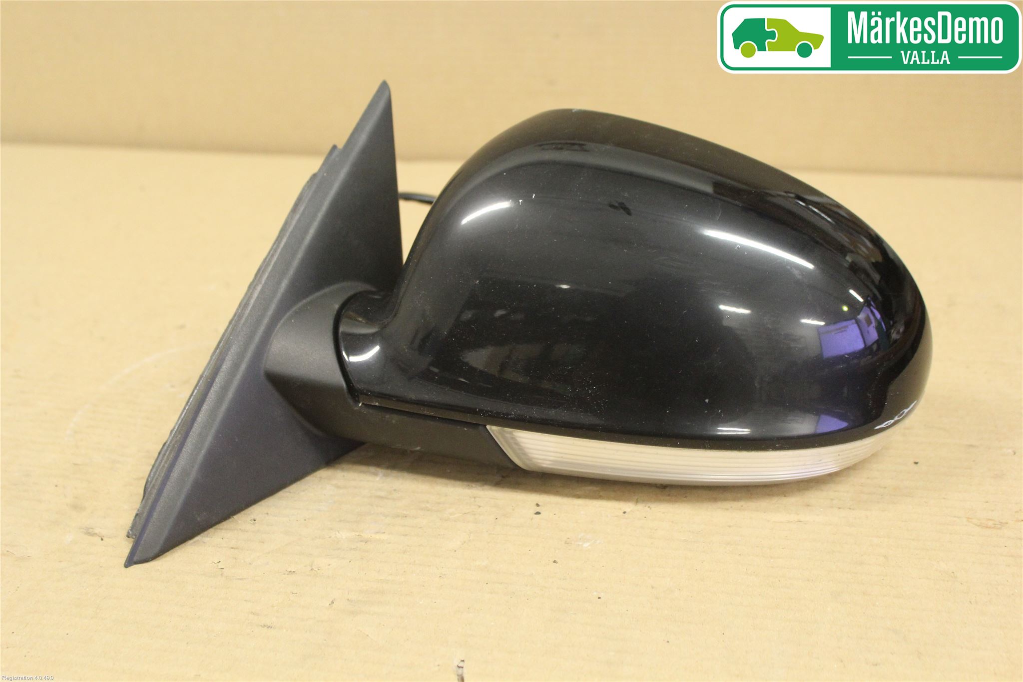 Volkswagen VW PASSAT 01-05 Spegel Yttre El Vä