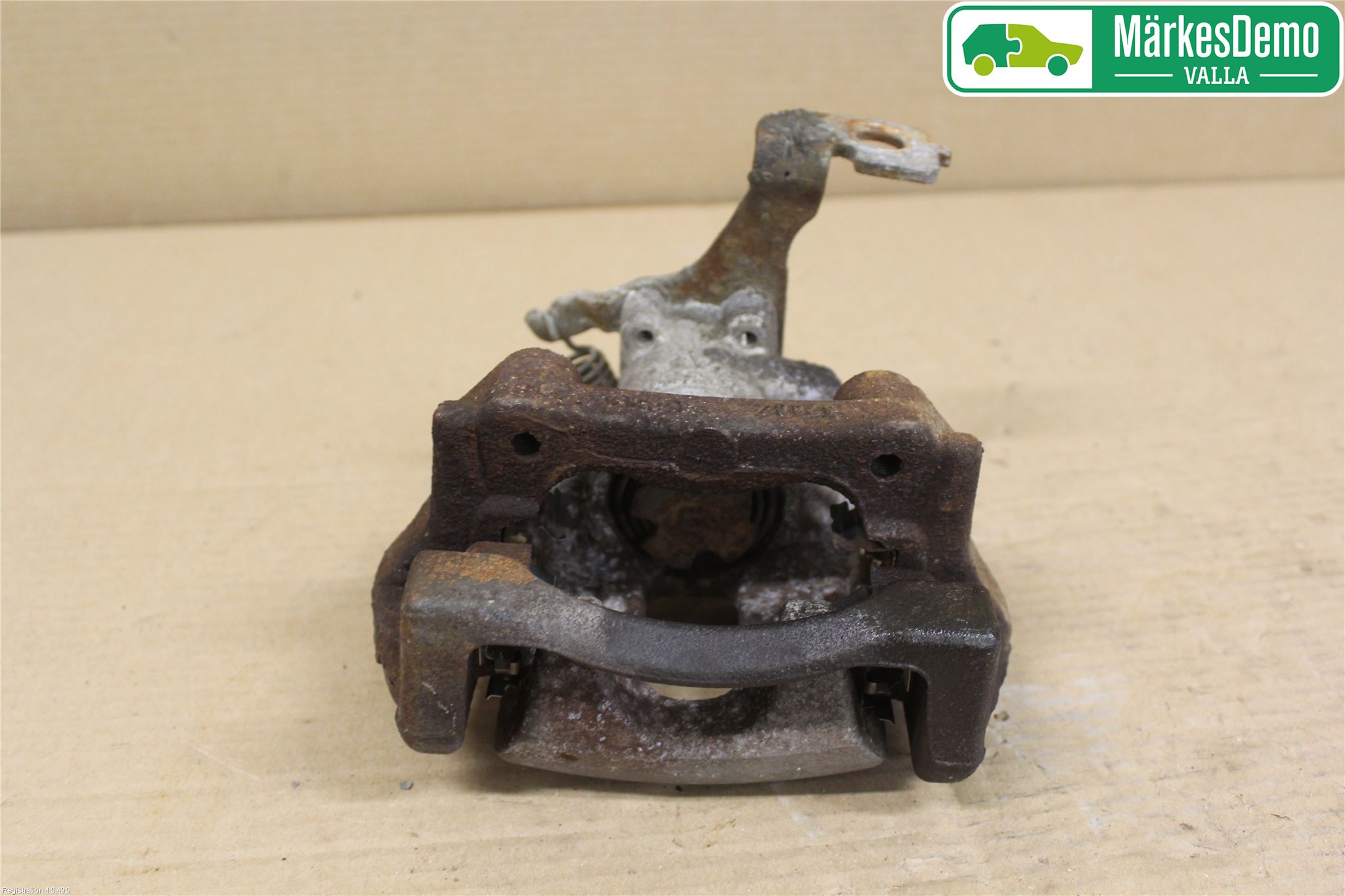 Toyota AURIS 13-19 Bromsok Bak Vänster