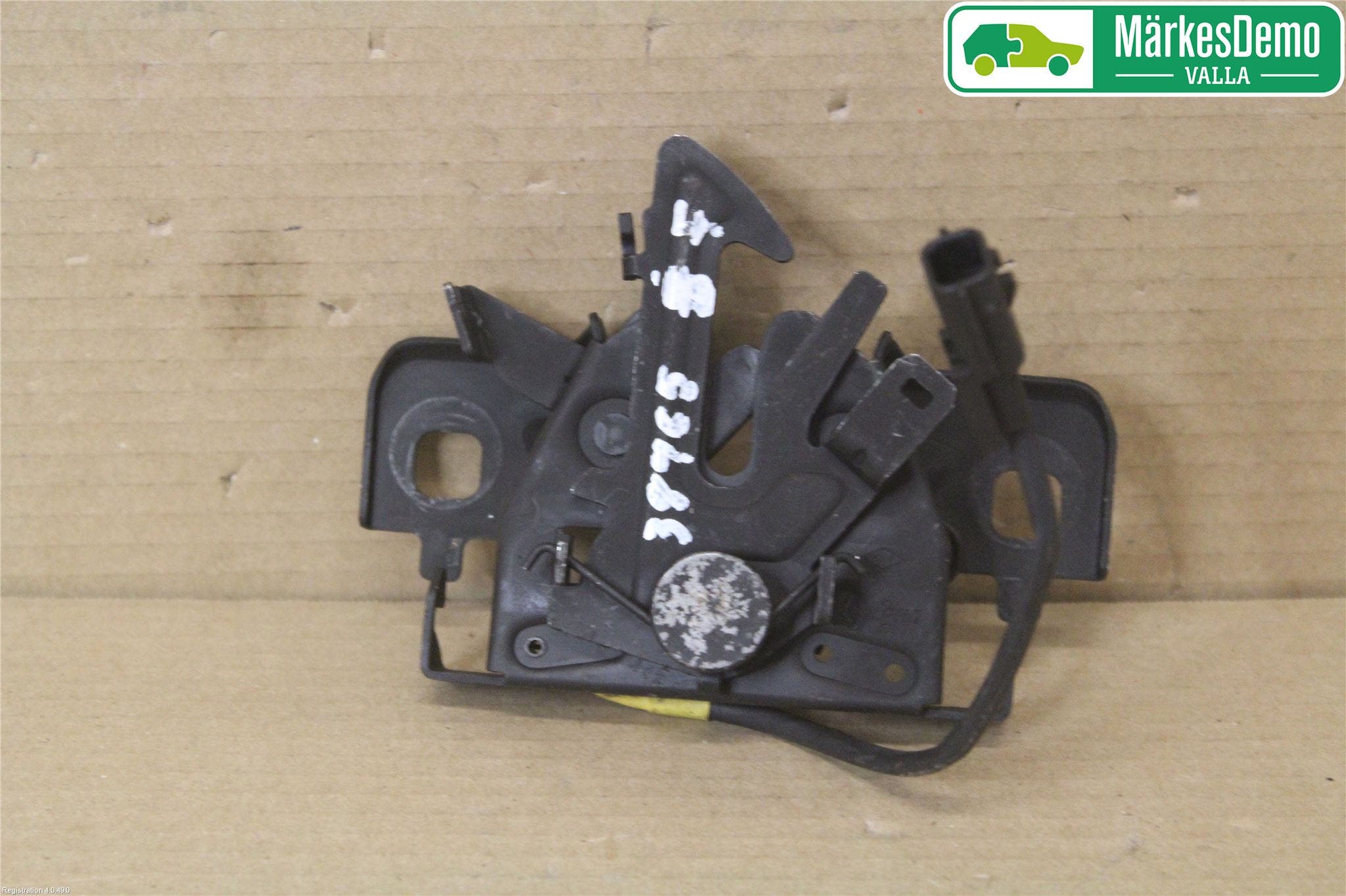 Renault CLIO IV 12-16 Huvlås