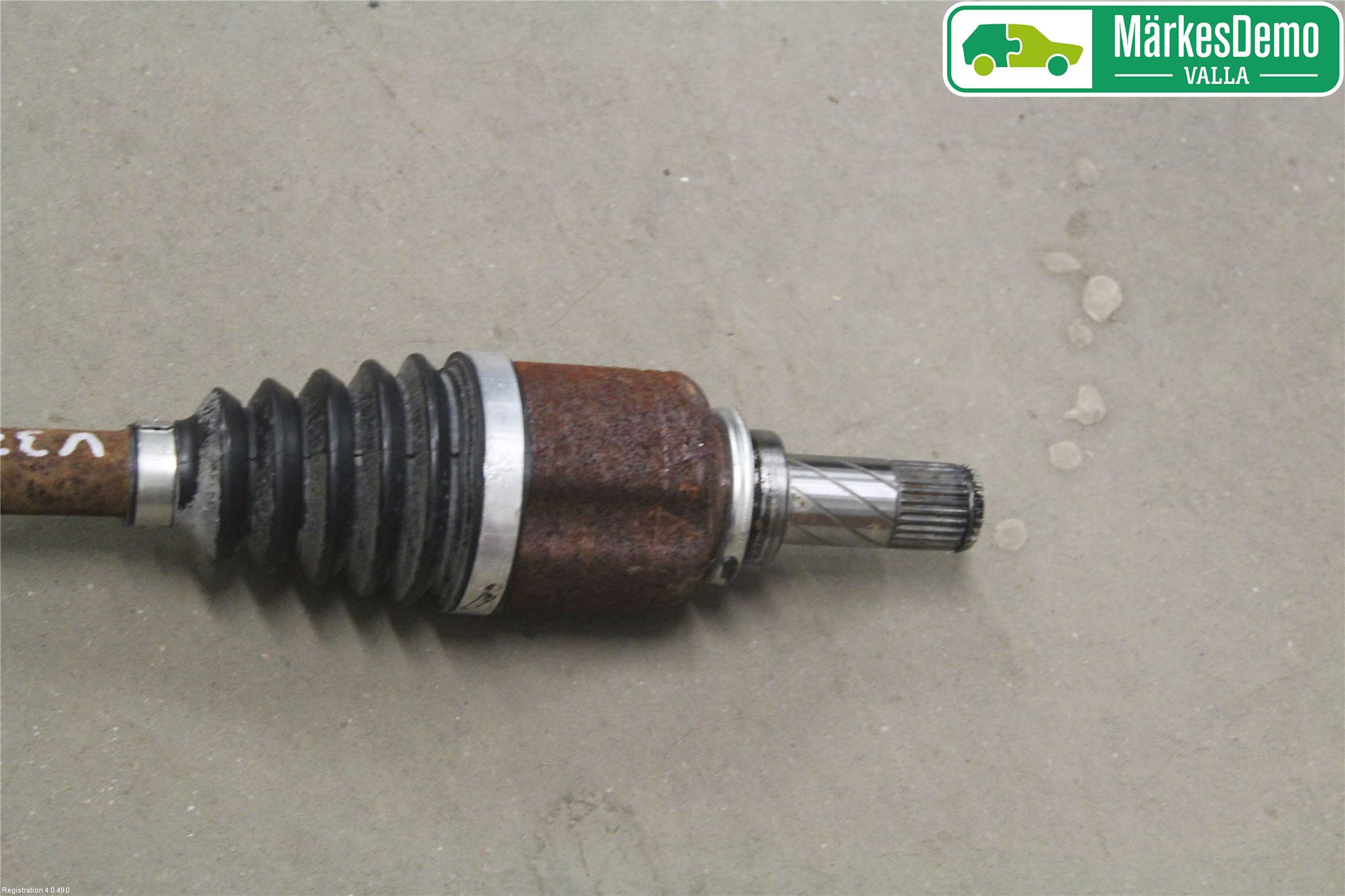 Renault CLIO IV 12-16 Drivaxel Fram Vänster