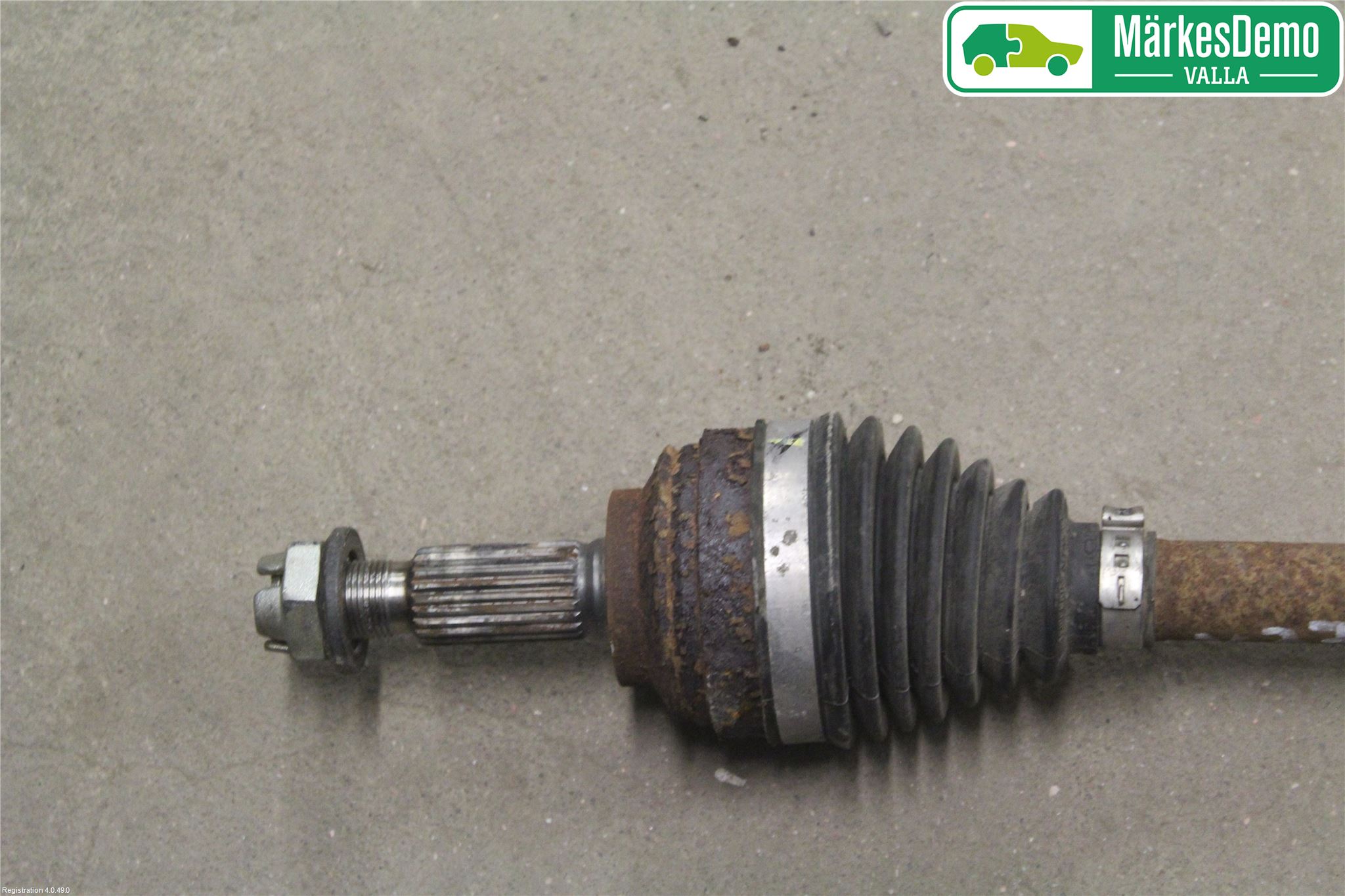 Renault CLIO IV 12-16 Drivaxel Fram Vänster