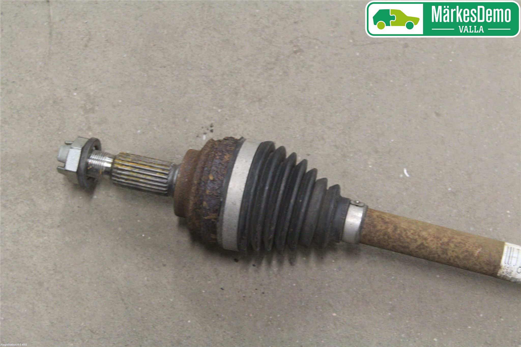 Renault CLIO IV 12-16 Drivaxel Fram Höger