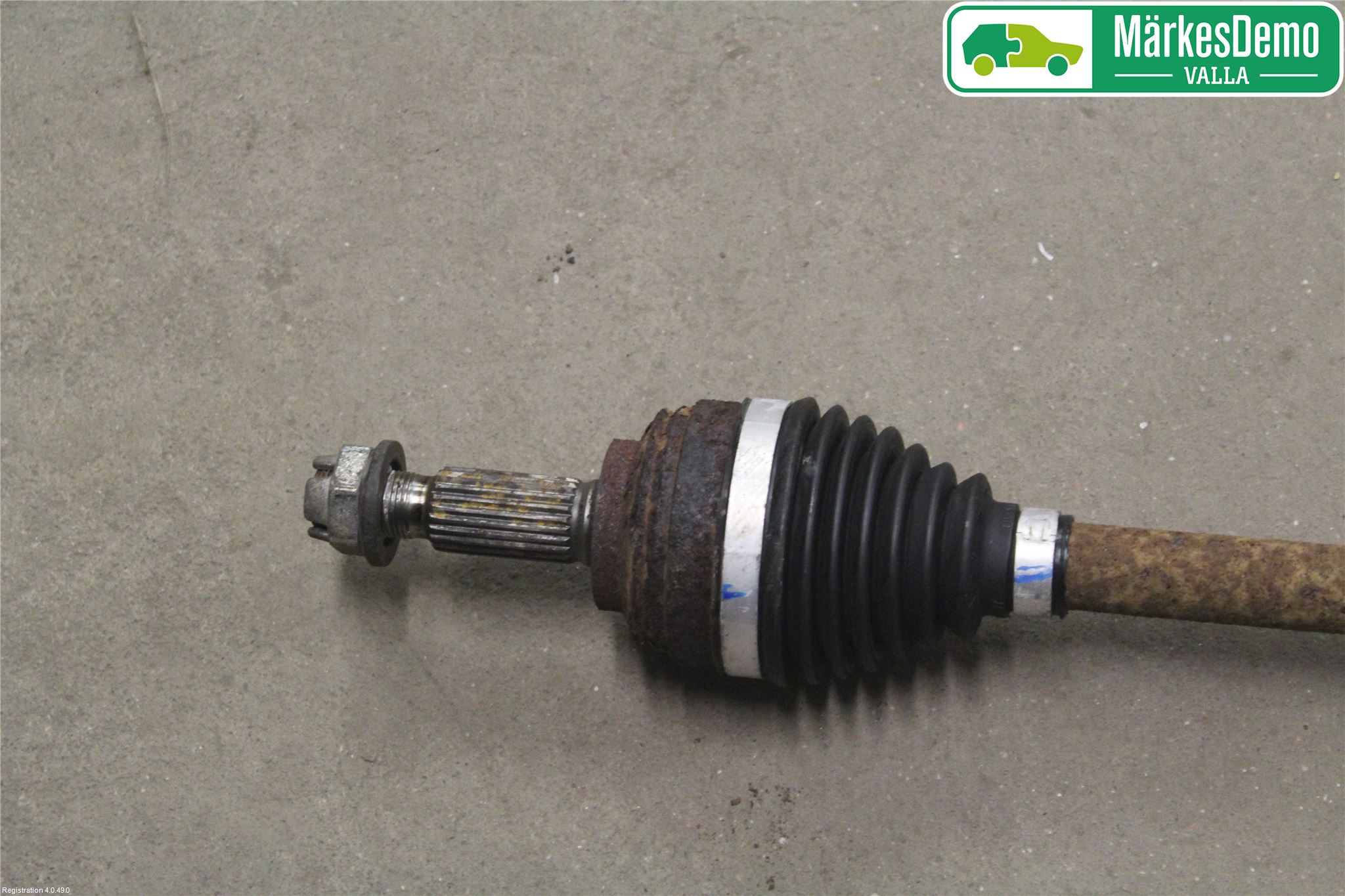 Renault CLIO IV 12-16 Drivaxel Fram Vänster