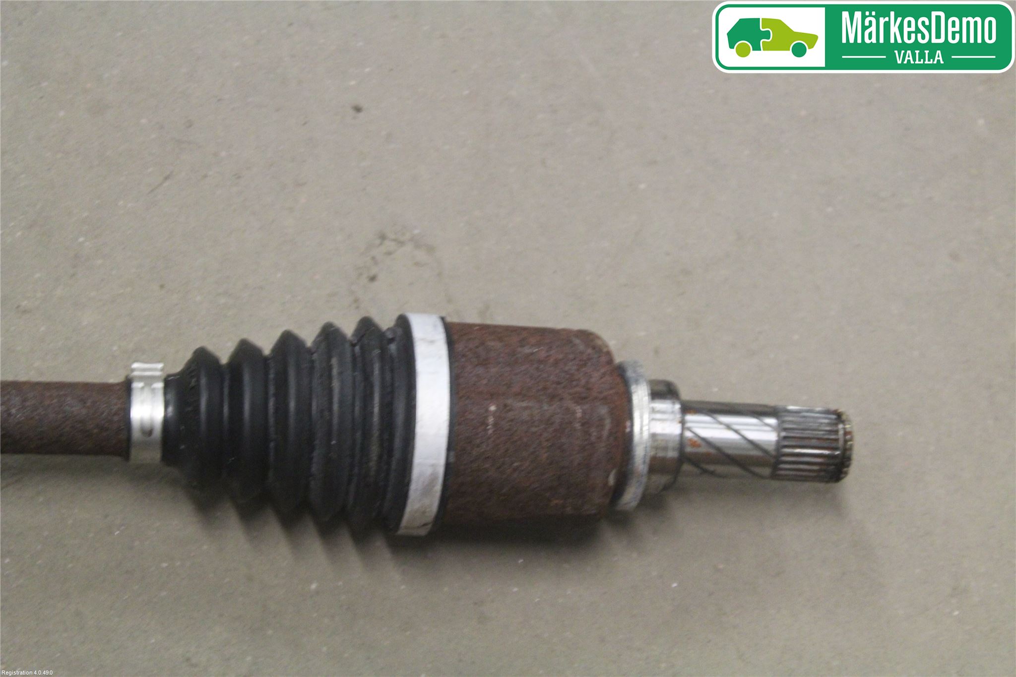 Renault CLIO IV 12-16 Drivaxel Fram Vänster