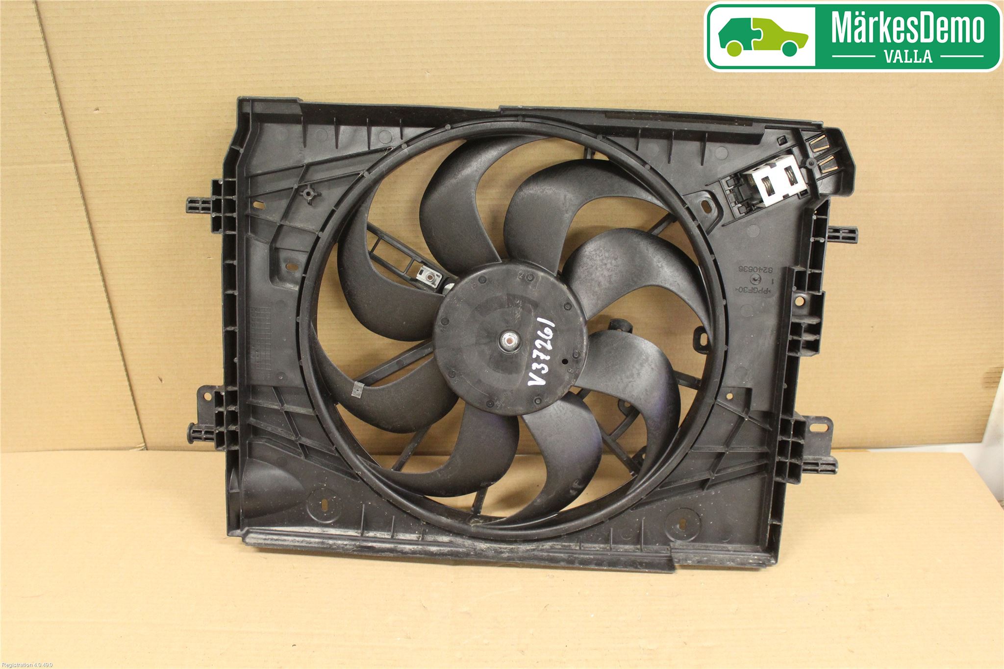 Renault CLIO IV 12-16 Kylfläkt El