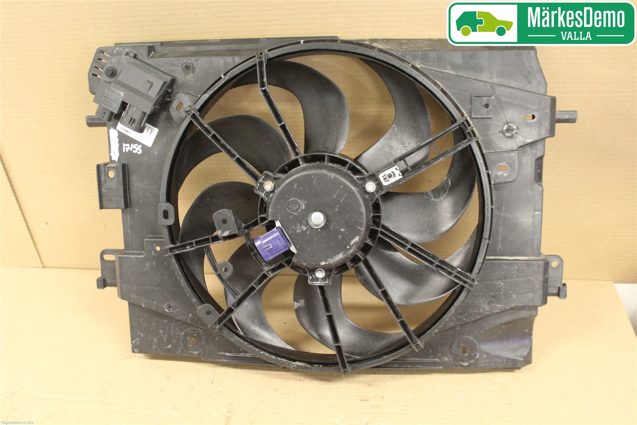 Renault CLIO IV 12-16 Kylfläkt El