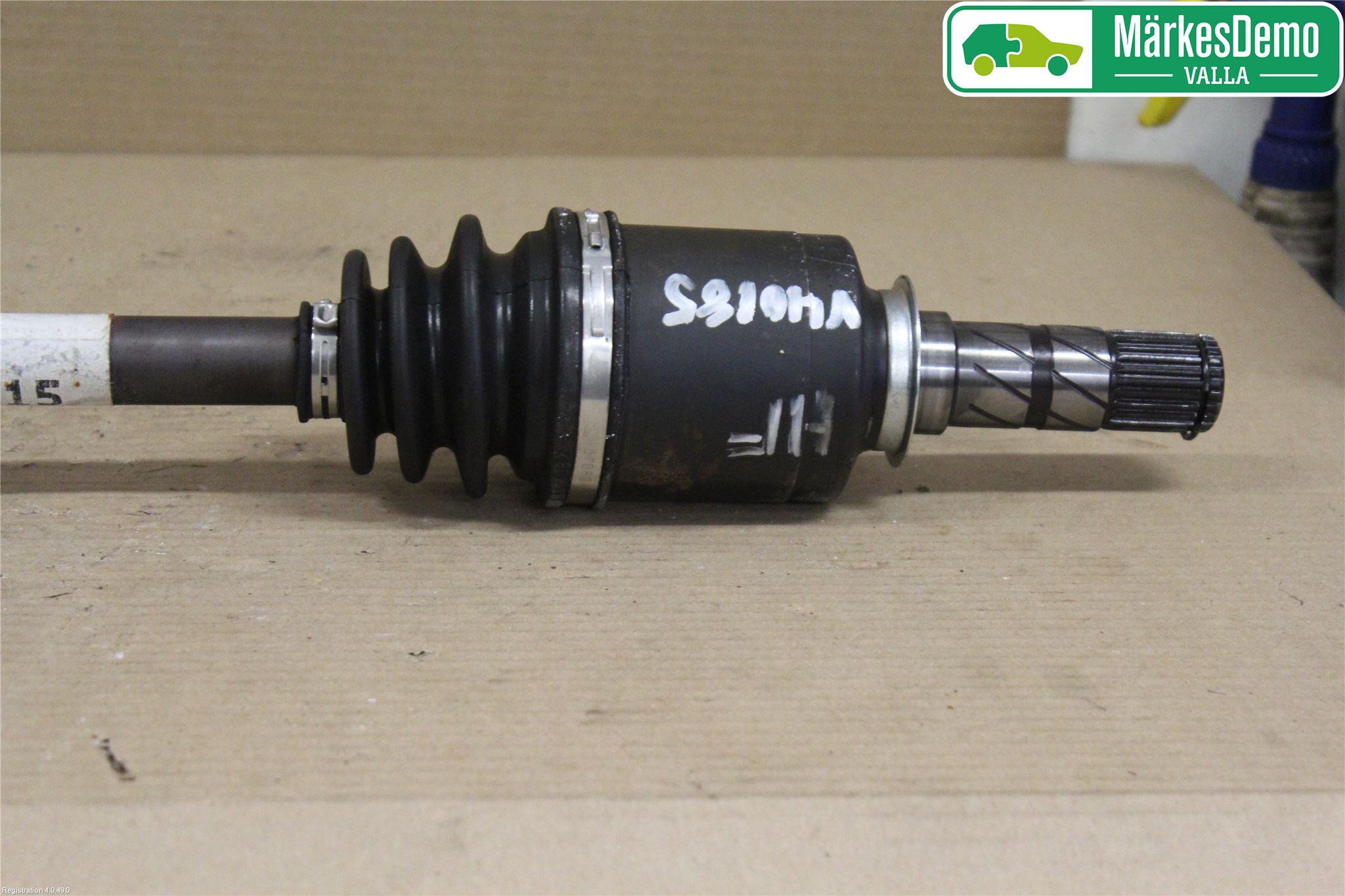 Subaru LEGACY    04-06 Drivaxel Fram Höger