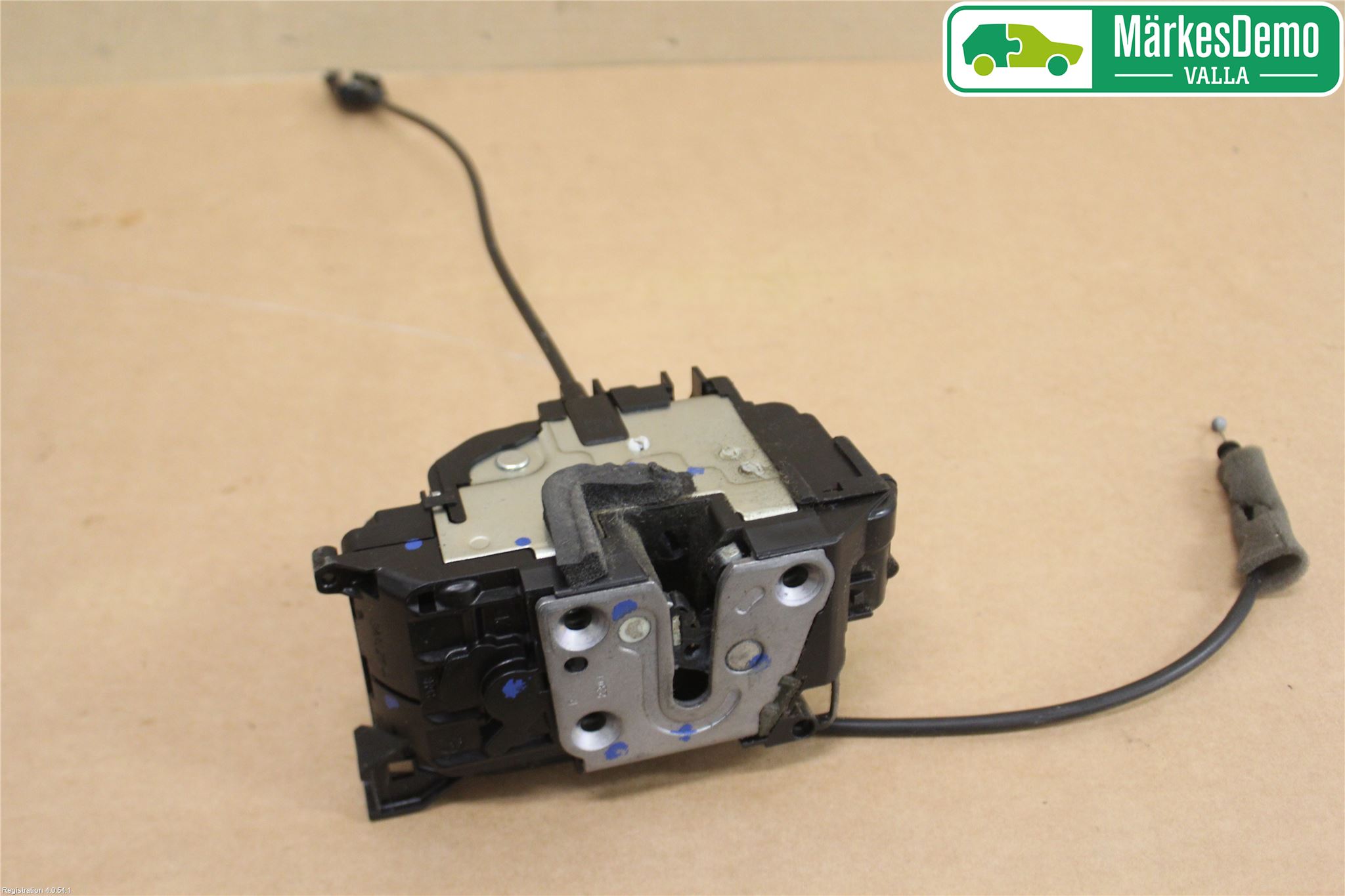 Renault CLIO III  09-12 Låskista-Dörrlås