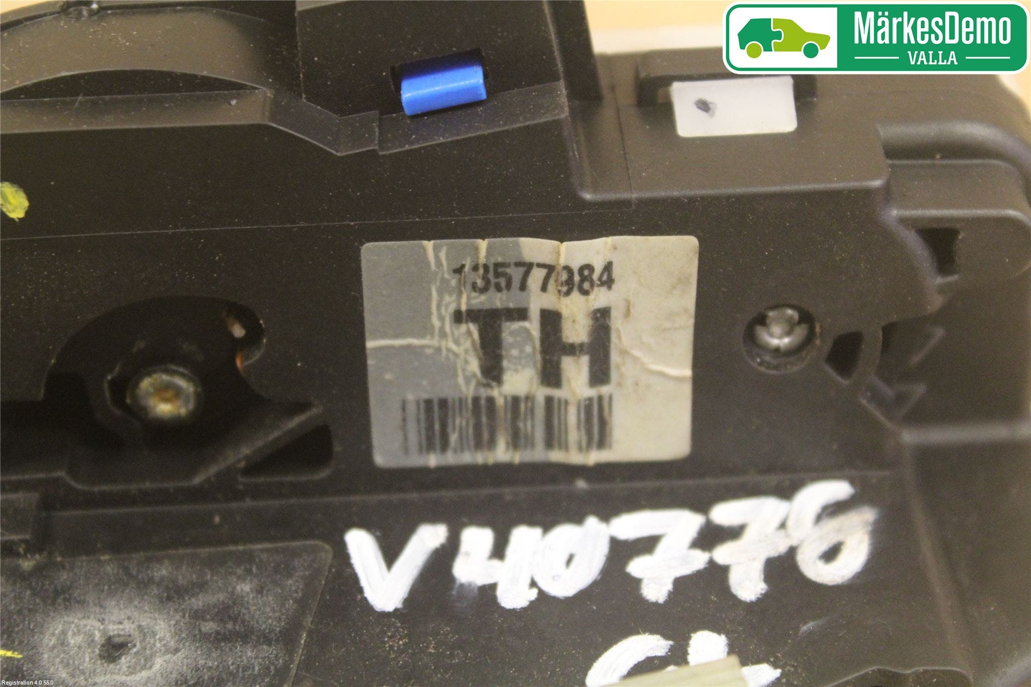 Opel ASTRA J 10-15 Låskista-Dörrlås