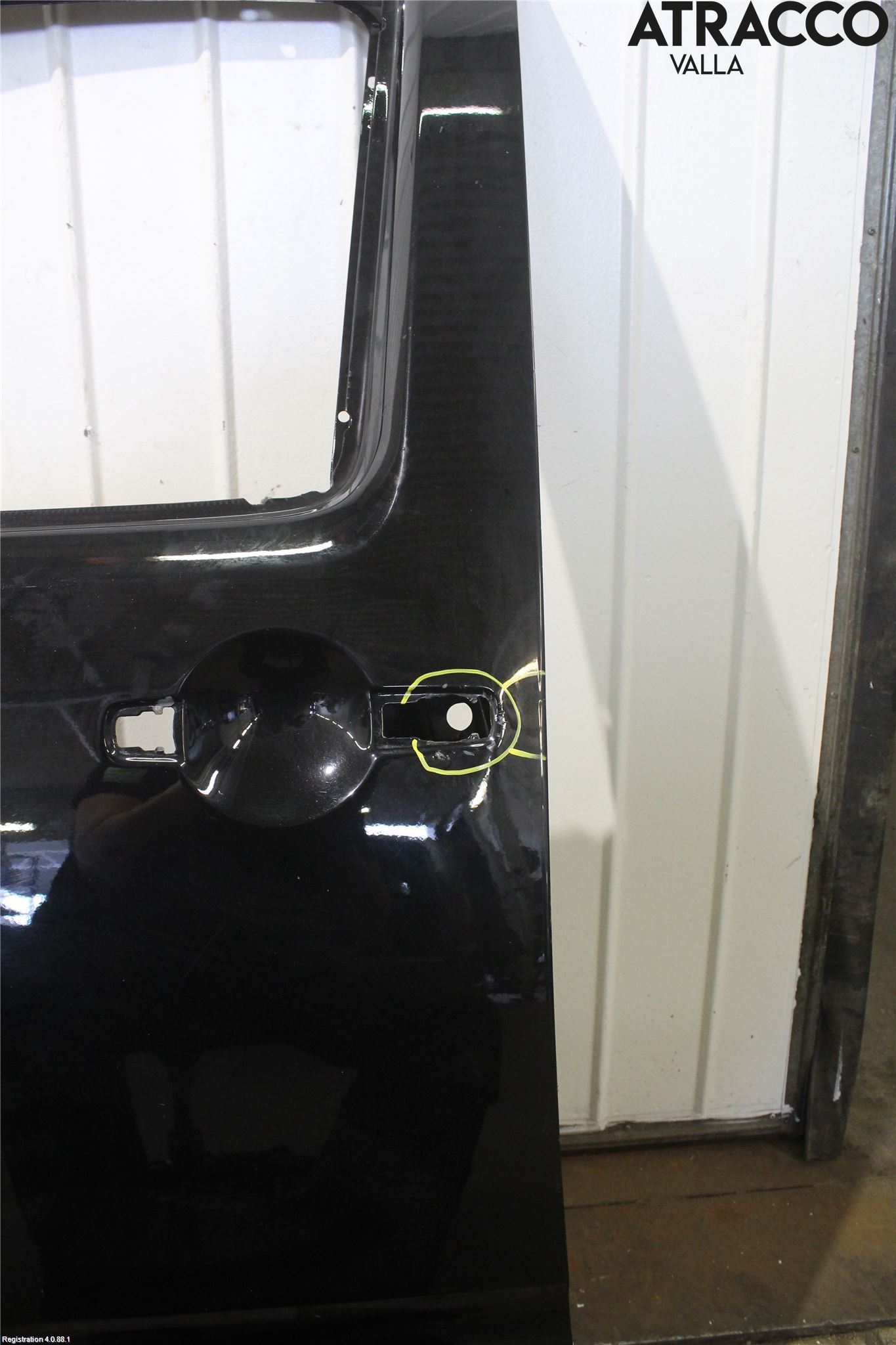 Nissan NAVARA 05-16 Dörr Fram Vänster