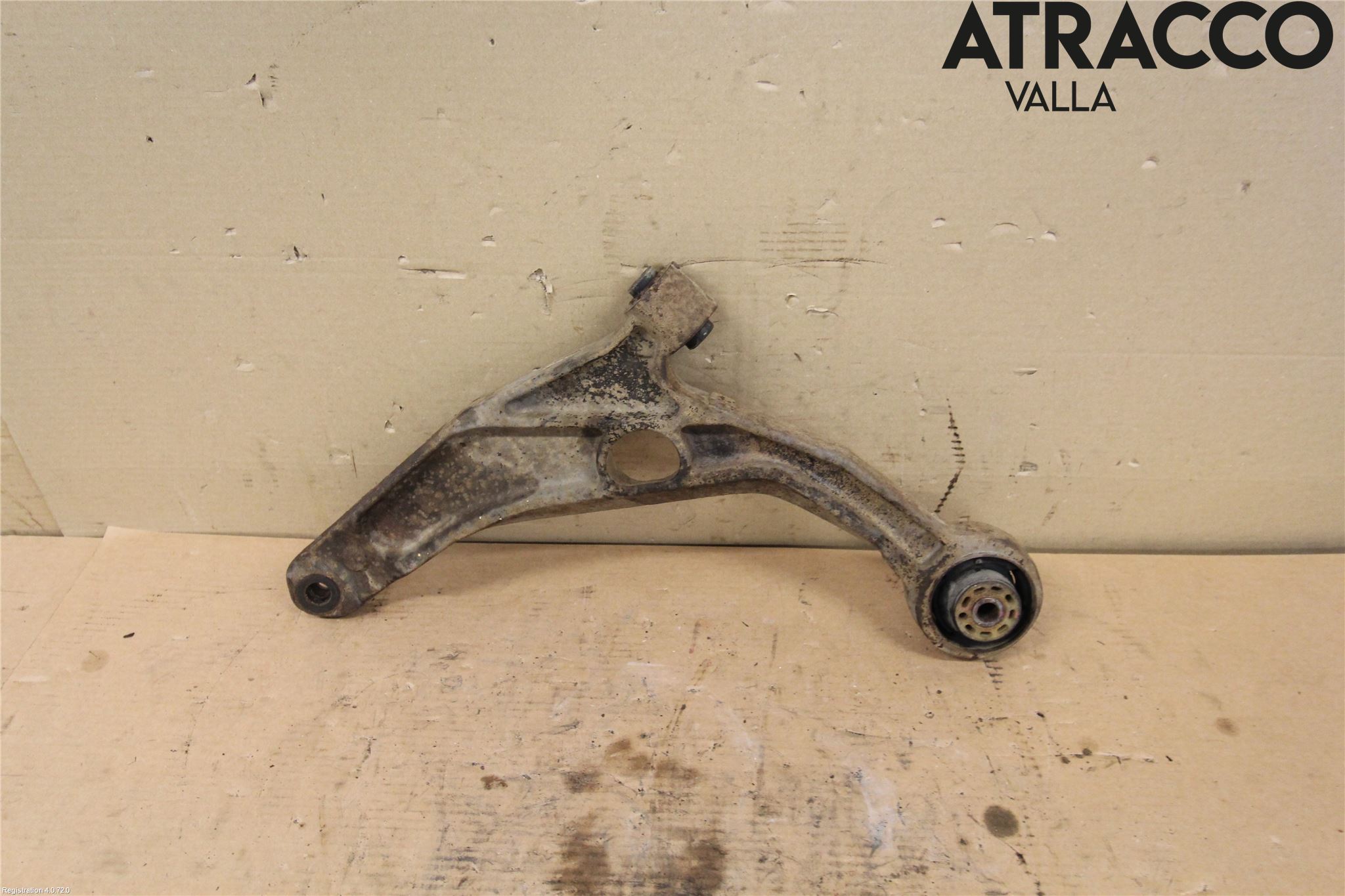 Fiat FREEMONT Bärarm Fram Undre Hö